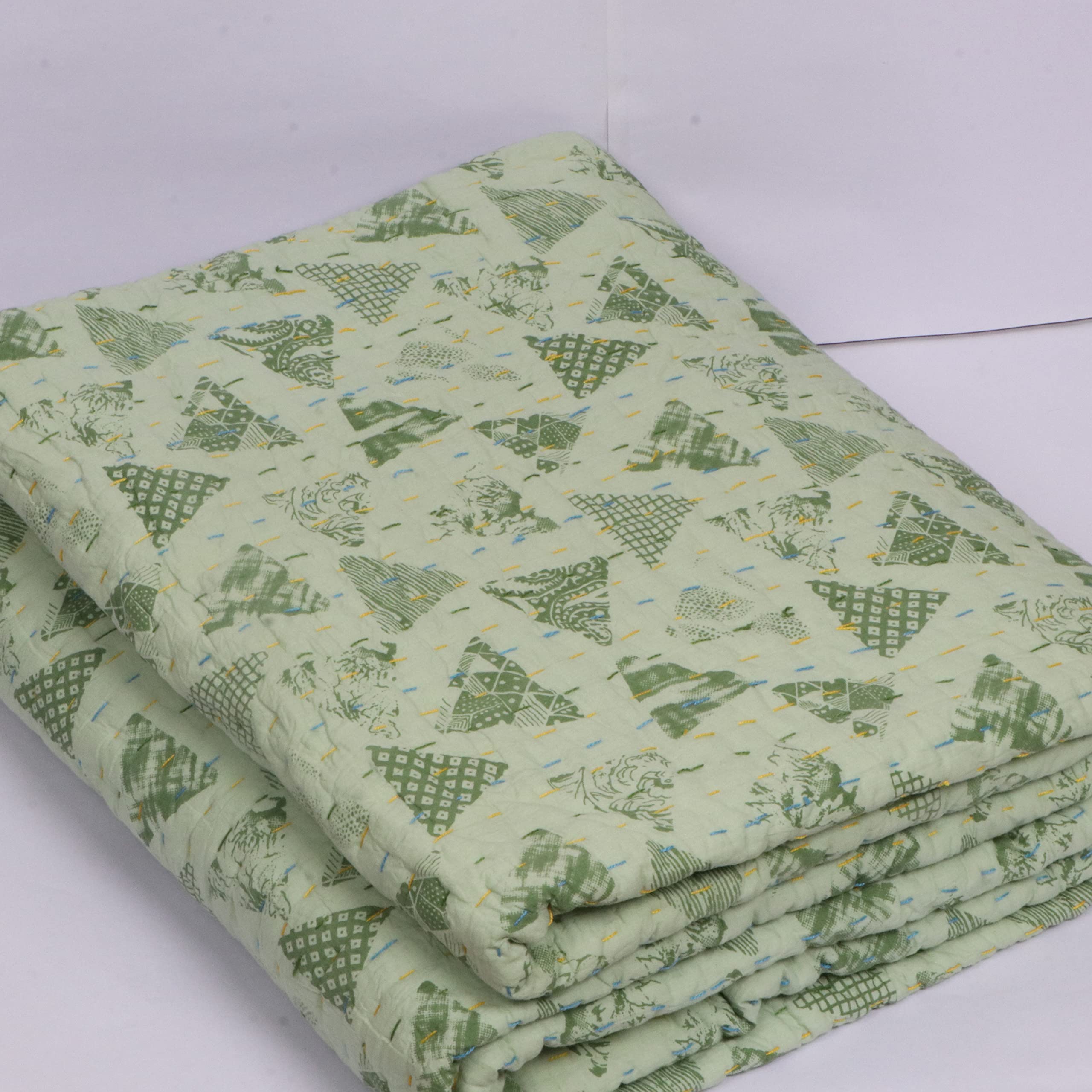 Colcha Kantha artesanal bohemia de algodón para cama de noventa centímetros de ancho