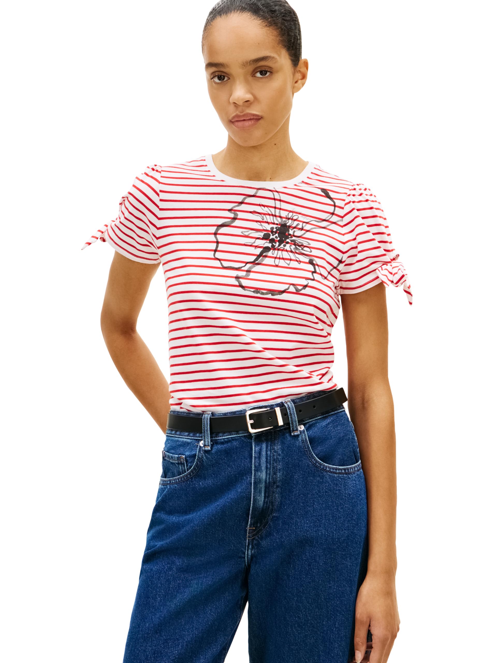 

                                                    Tommy Hilfiger Women's Regular Scoop Neck T-Shirt 