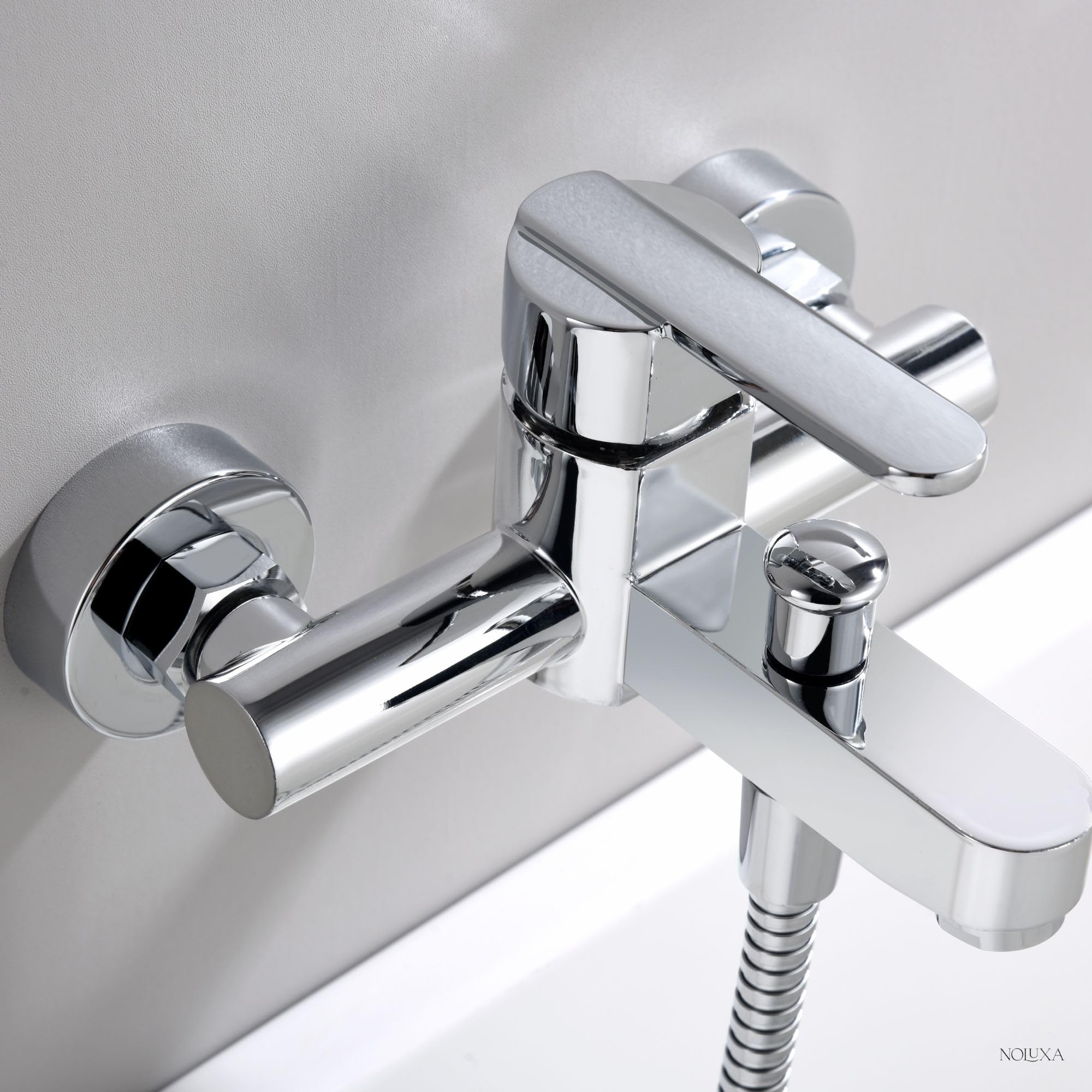 IMEX - Grifo Bañera y Ducha Monomando Cromado | Grifo Mezclador de Pared con Soporte Alcachofa de Ducha y Manguera | Grifería en Latón y Acero Inoxidable S.304 | Serie Roma