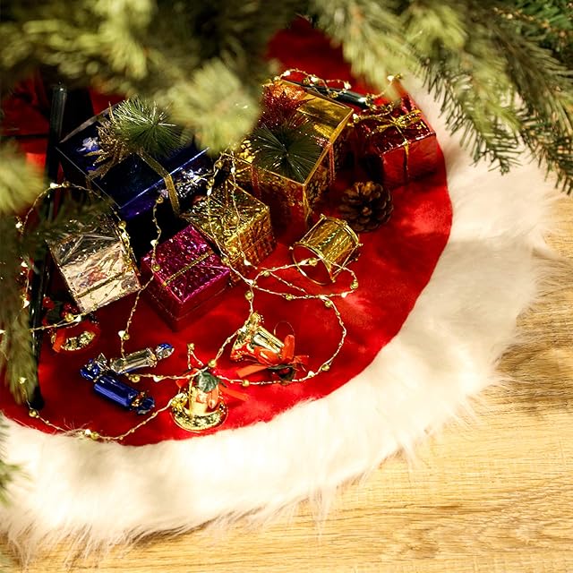 Red and White Faux Fur Christmas Tree Skirt Plush Xmas Tree Skirts for Christmas Holiday Decorations (31.5 Inch)
