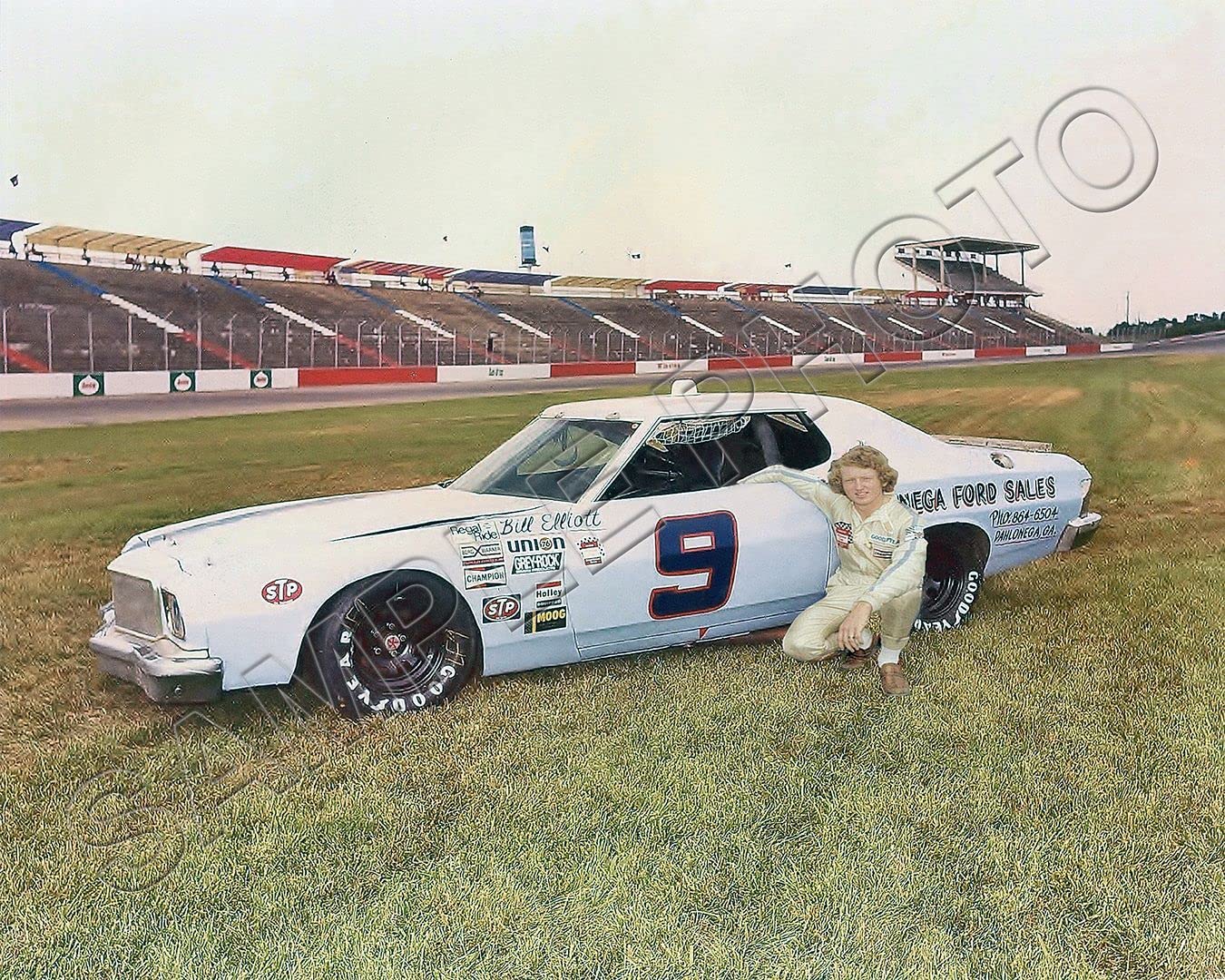 SPORTSPHOTOSUSA Bill Elliott Rookie 1976 Ford Torino Charlotte #9 Nascar Auto Racing 8x10 Photo-image-47