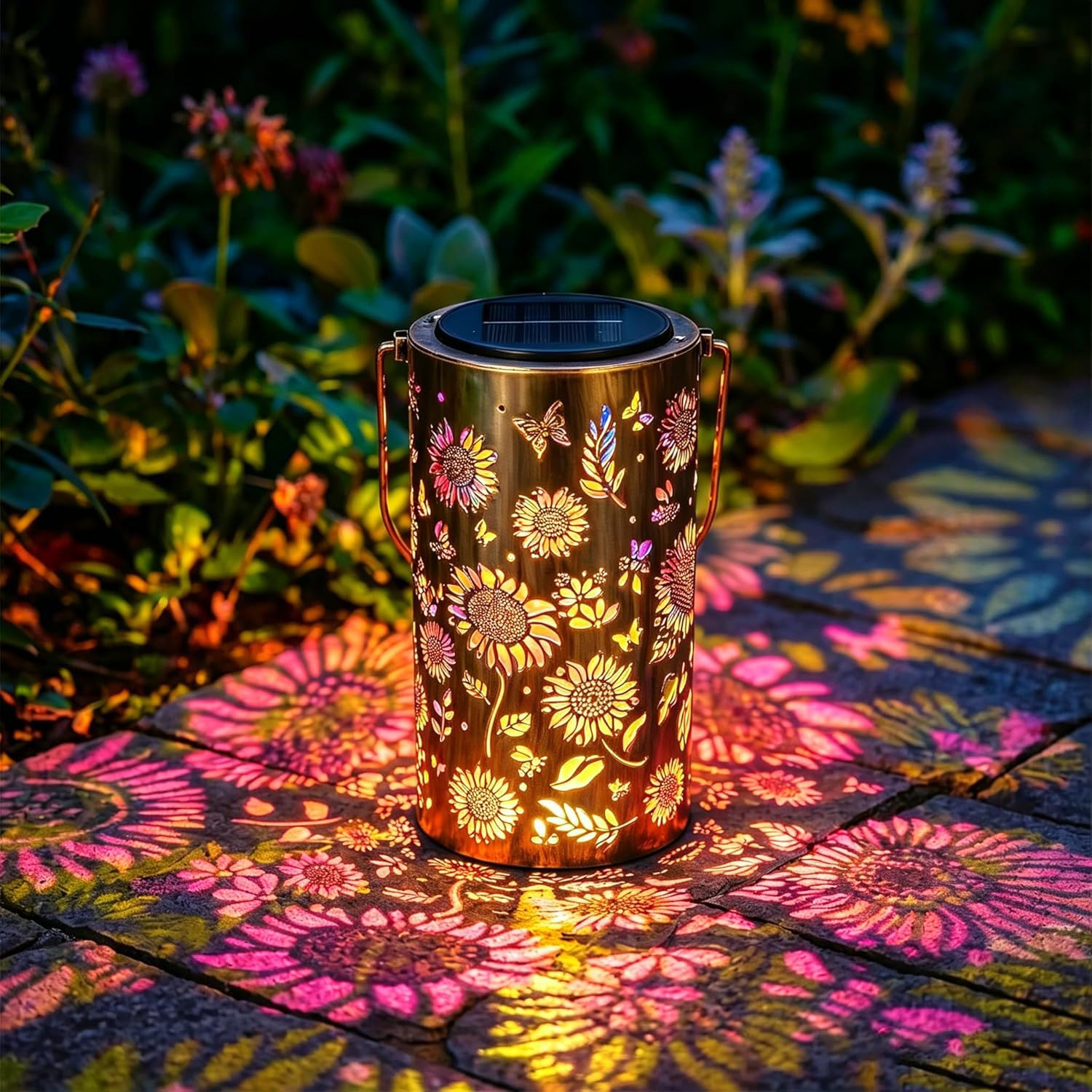 Sunflower Shaped Solar Garden Lantern, Colorful Sunflower Pattern Metal Decorative Outdoor Pendant Light,Waterproof Solar Outdoor Garden Decoration A Gift for Women, Mothers Grandmothers