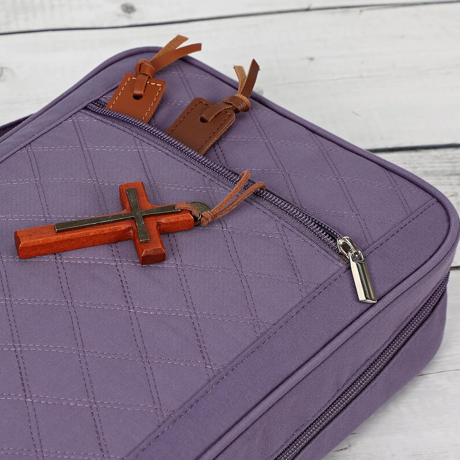 FINDCOZY Bible Cover for Women, Durable Carrying Book Case Church Bag for Biblical Accessories with Handle and Zippered Pocket,Purple