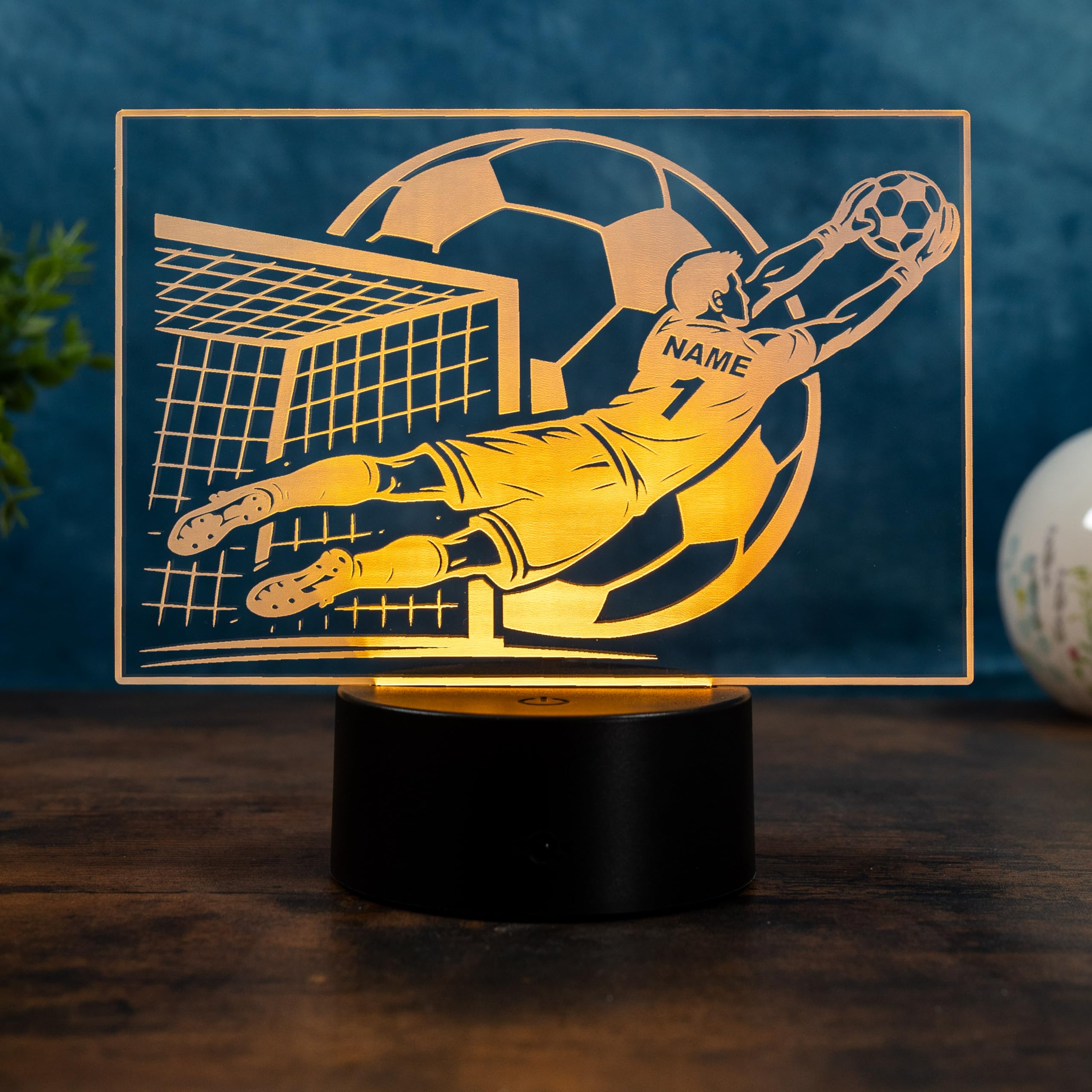 Personalisierte Fußball Torwart Lampe – Geschenkidee für Fußballer mit Name & Nummer, LED Nachtlicht dimmbar mit Farbwechsel, Fernbedienung, USB oder Batterie