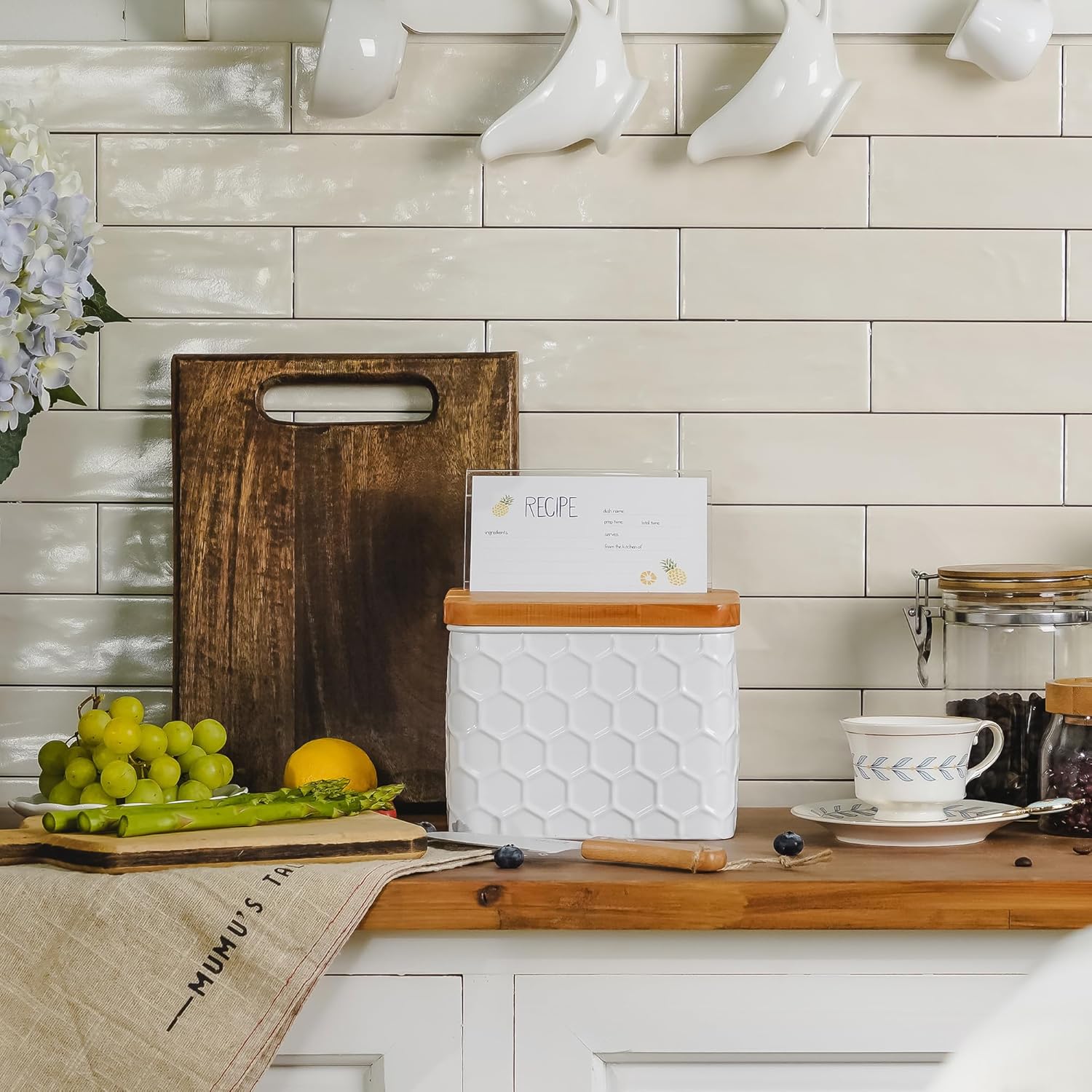 4x6 Recipe Box with Cards and Dividers Set and 52 Count Recipe Cards, Honeycomb Pattern Embossed