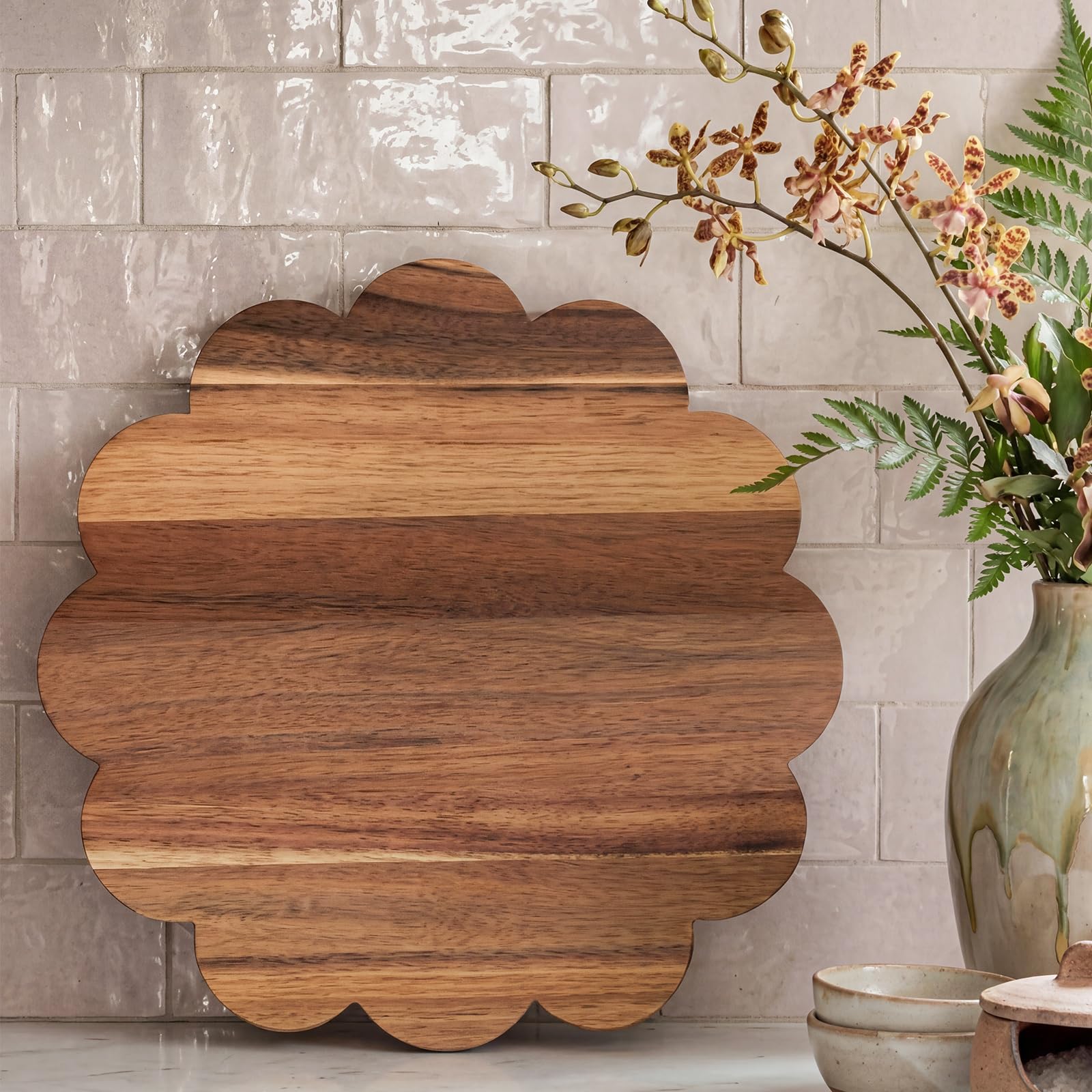 Photo 1 of Hushee Acacia Wood Scalloped Cutting Board 11.8 Inch Round Decorative Cutting Boards Wooden Display Plate for Meat Cheese Bread Vegetables Fruits Serving Butcher Block Supplies