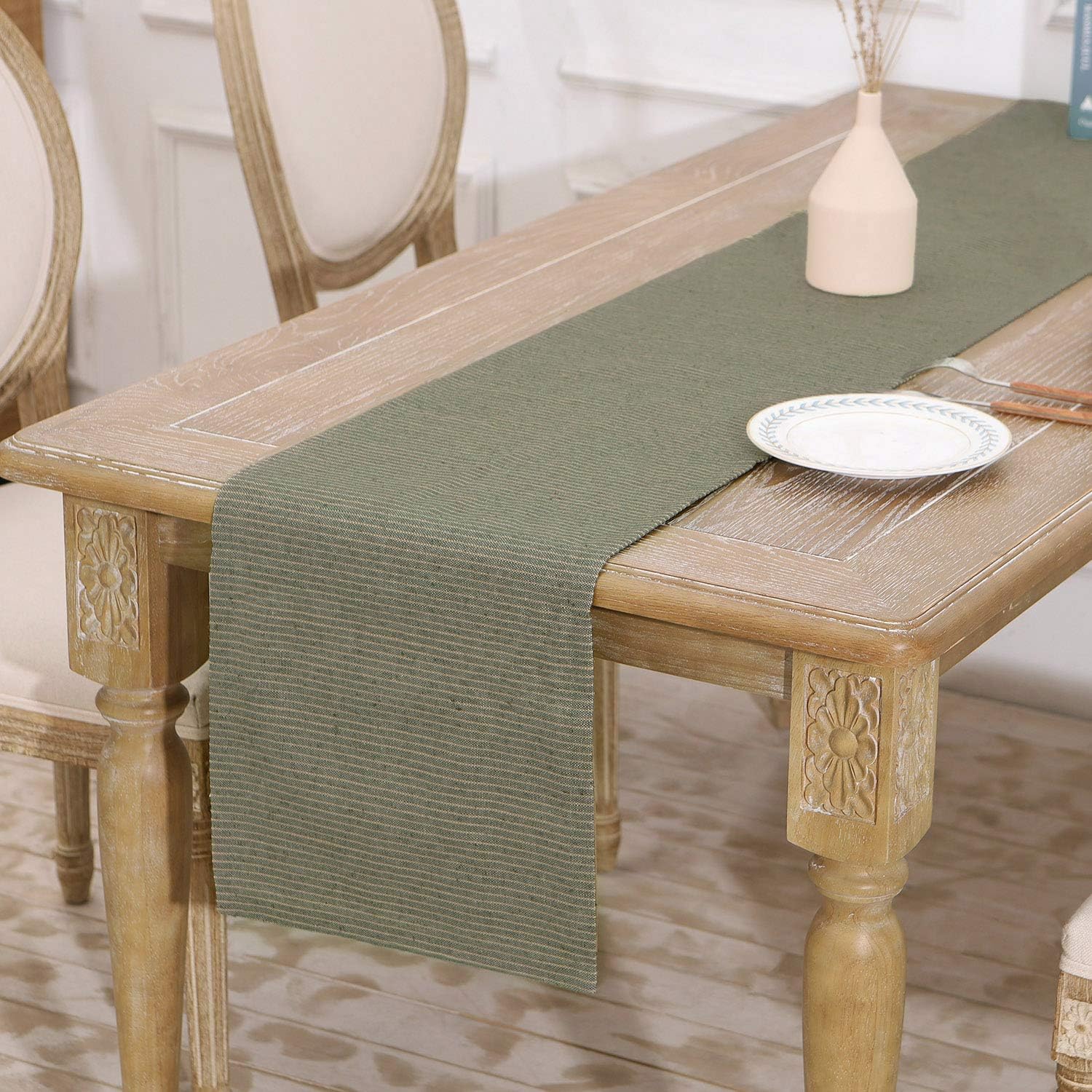 HARORBAY Linen Table Runner 13 x 104 Inch, Spring Summer Heat-Resistant Runners for Tables Farmhouse Plain Machine Washable Classic, for Bedroom Dresser, Party，Picnic，Banquet(Forest)