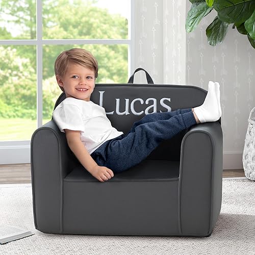 Miniatura 13 de Delta Children Silla Cozee personalizada, personalizable con nombre, silla de espuma para niños a partir de 18 meses, azul/blanco