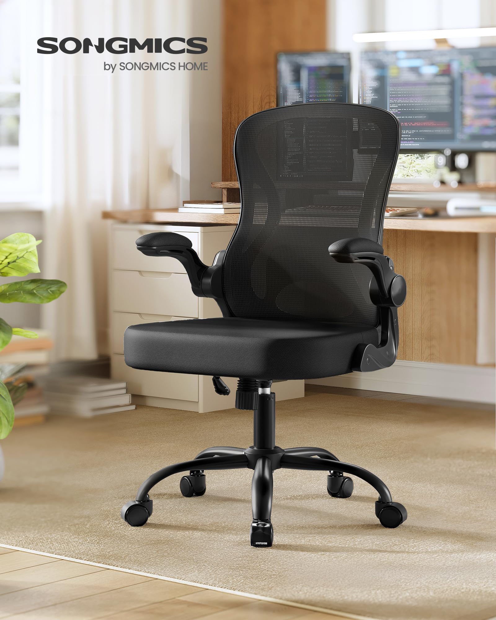 SONGMICS Ergonomiczny fotel biurowy, obrotowy z siatkową tkaniną, fotel biurowy z podparciem lędźwiowym, funkcja bujania, składane podłokietniki, do gabinetu, sypialni, atramentowy czarny OBN042BH02