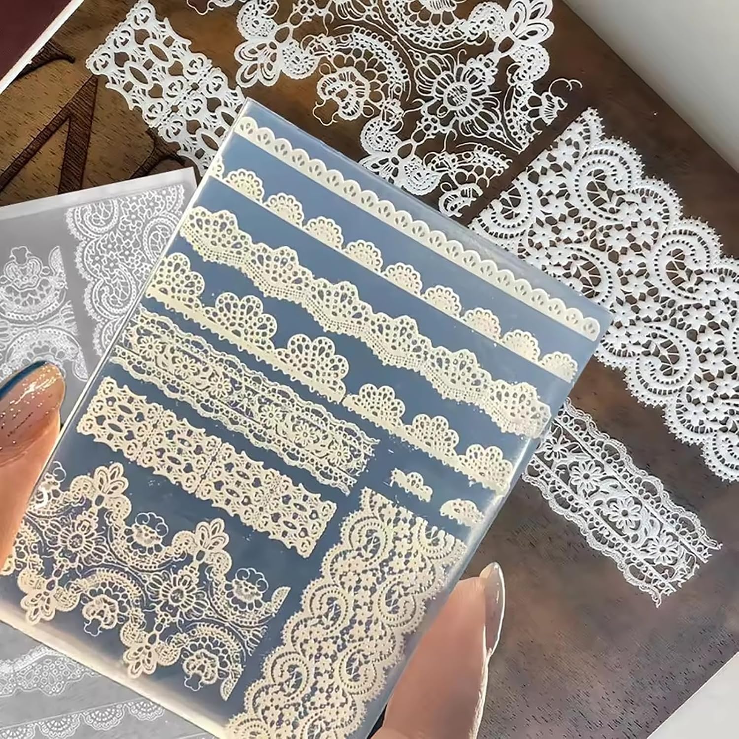 3D Lace Silicone Nail Molds with Double-Ended Carving Pen & Scraper, Floral Lace Nail Art Templates Mold for Gel Nails, Resin Nail Charms, DIY Manicure Decoration