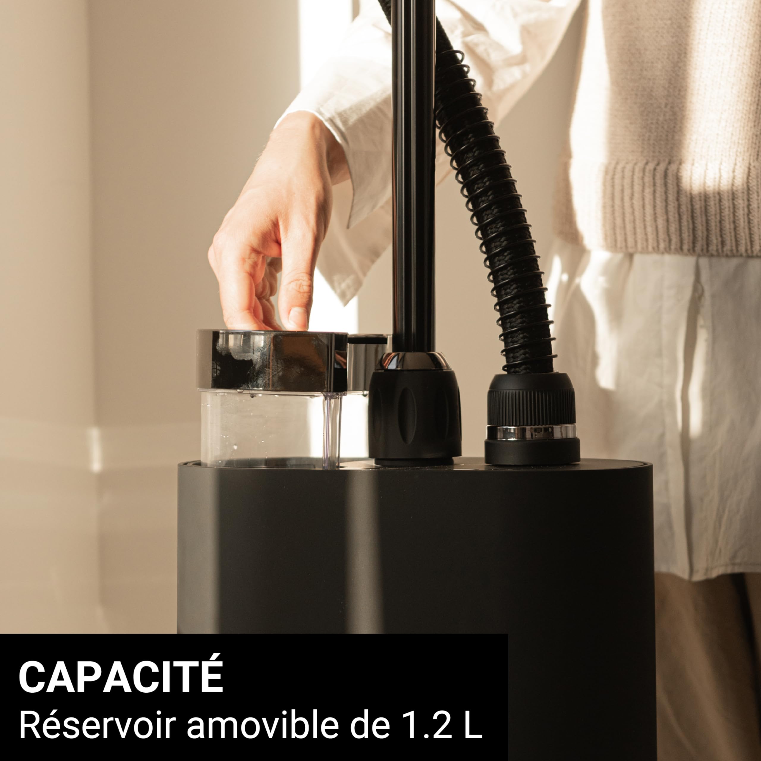STEAMONE - Defroisseur Vapeur Vertical 2000W 42g/min - Steamer Autonomie 60min - Cable 2,6m - Fer a Repasser Élimine 99,99% d'Impuretés - Prêt en 60s - Intuitif, Performant et Économique - Stilys