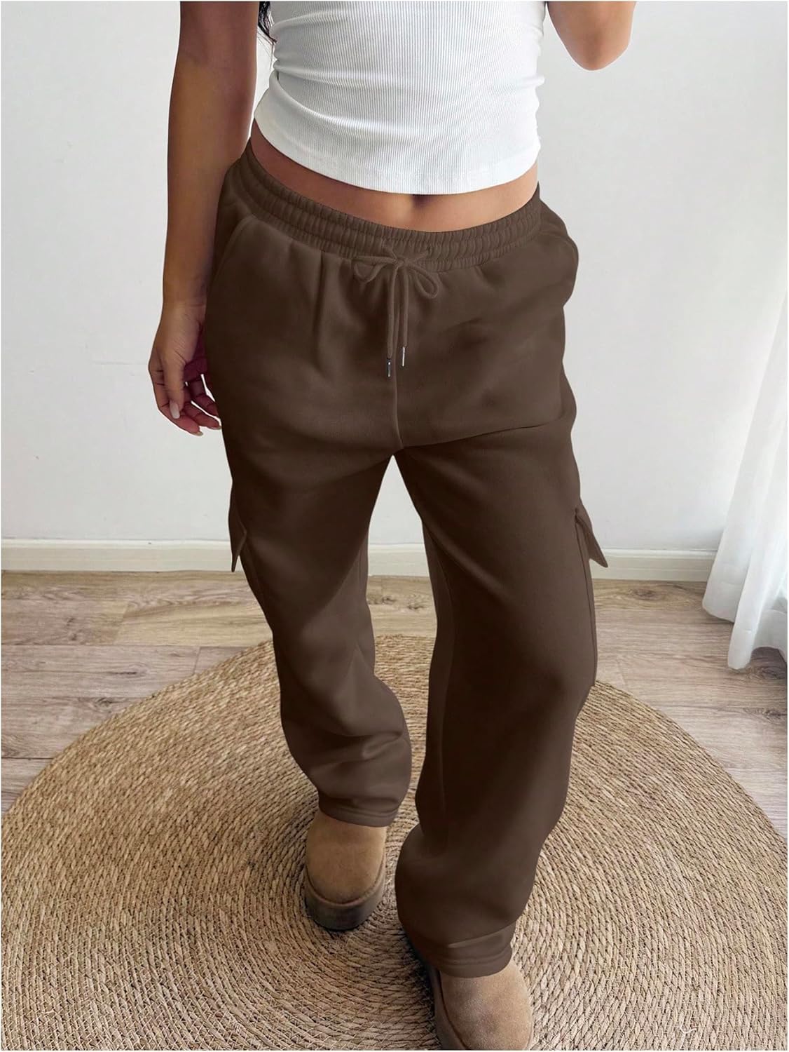 WDIRARA Women's Drawstring Waist Cargo Sweatpants Workout Athletic Sweat Pants with Pockets - Image 4