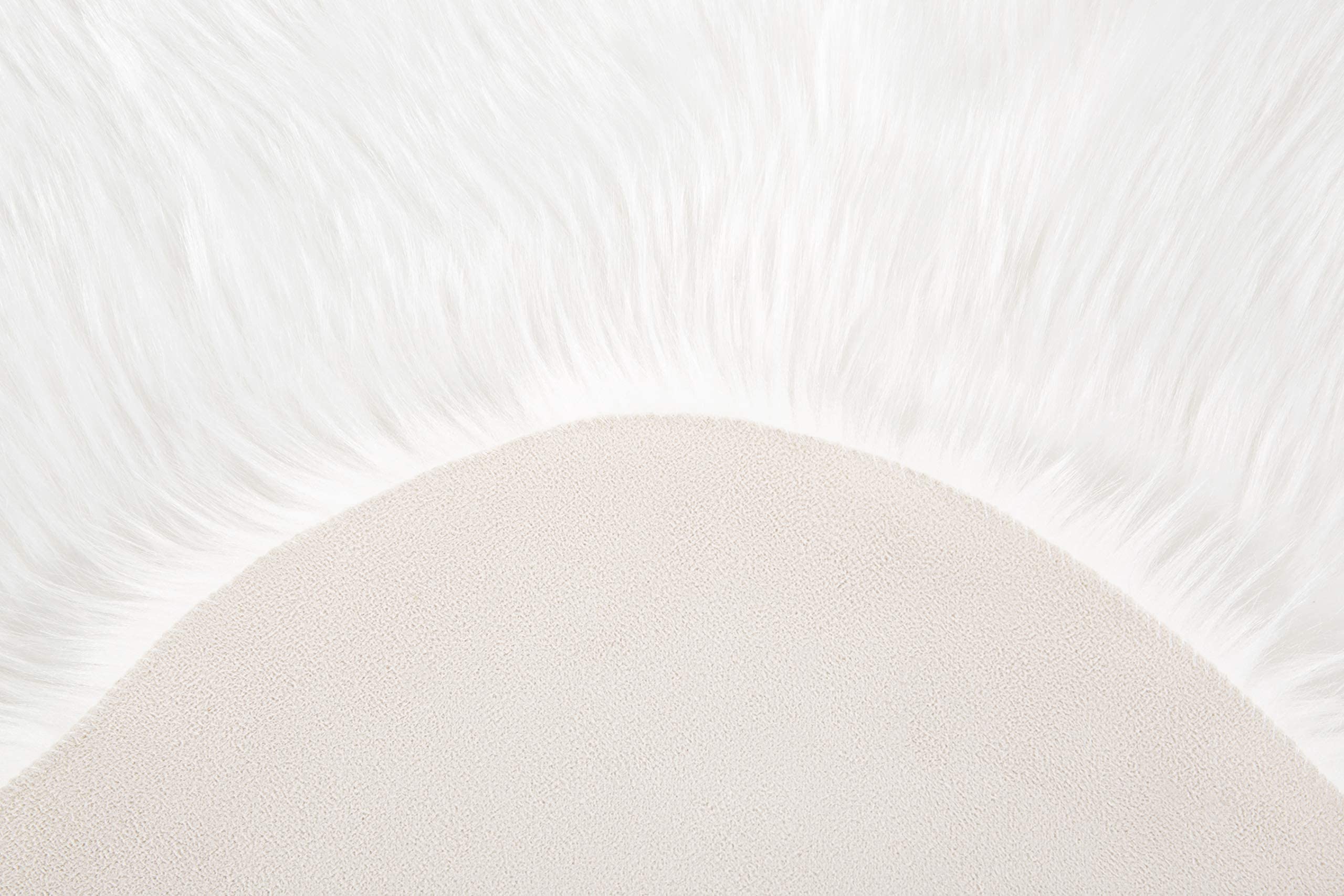 Tapis Shaggy, Tapis en Fausse Fourrure Imitation Peau de Mouton Moelleux Shag Blanket antidérapant Home Floor Decor Rugs (White 80 x 150 cm)