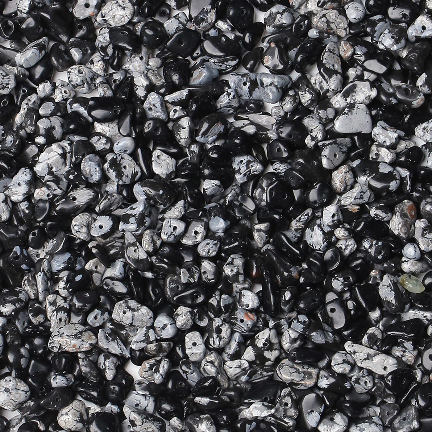 GUJOXILA 400pcs Snowflake Obsidian Crystal Beads for Bracelet Jewellery Making Chips Stones Black Gemstone Beads for Crafting Polished Craft Nature Black Bead DIY 5-8mm
