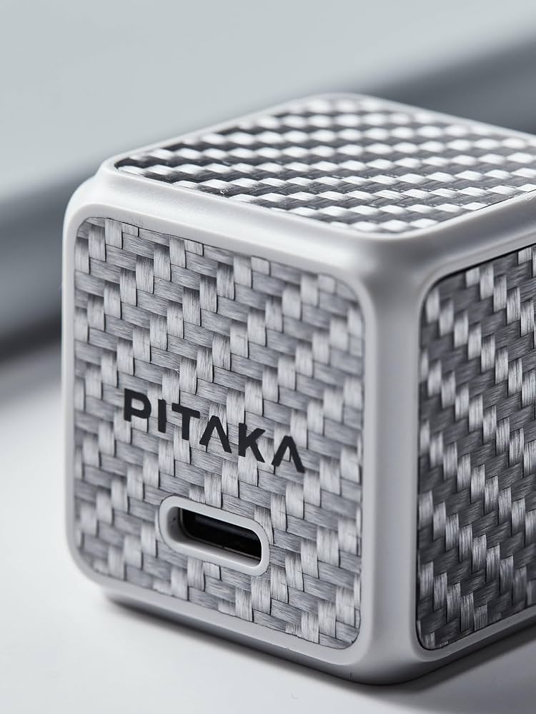 Amazon.co.jp: 「PITAKA」充電器 type-c 30W急速充電 PDアダプタ