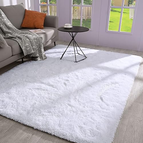 Ucomn Shaggy Area Rug 3' x 5' White, Fluffy Rug for Living Room Bedroom Nursery Room, Super Soft Baby Crawling Carpet with Non-Slip Backing, Machine Washable