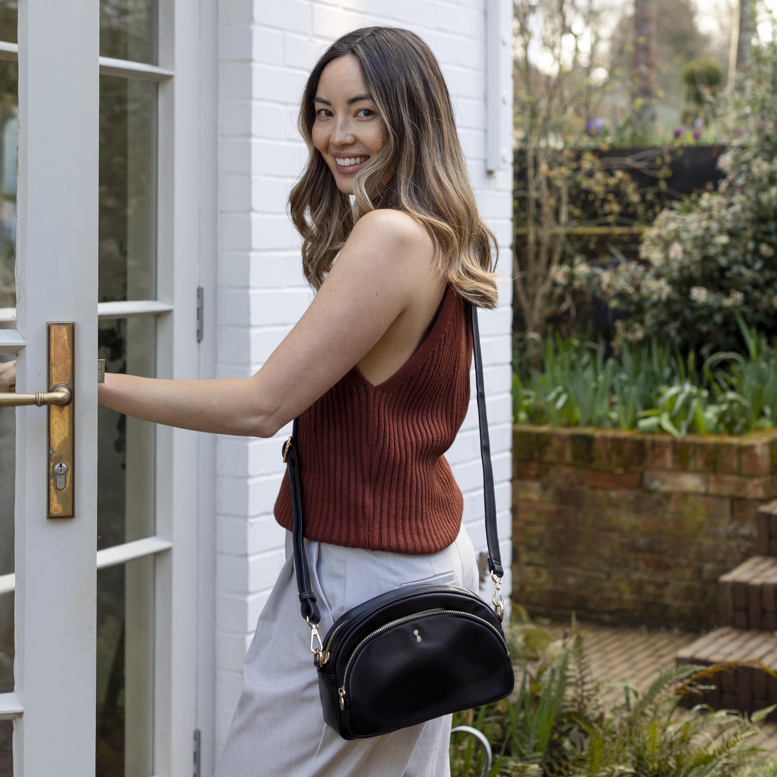 Stackers Black Cross Body Bag - Image 2