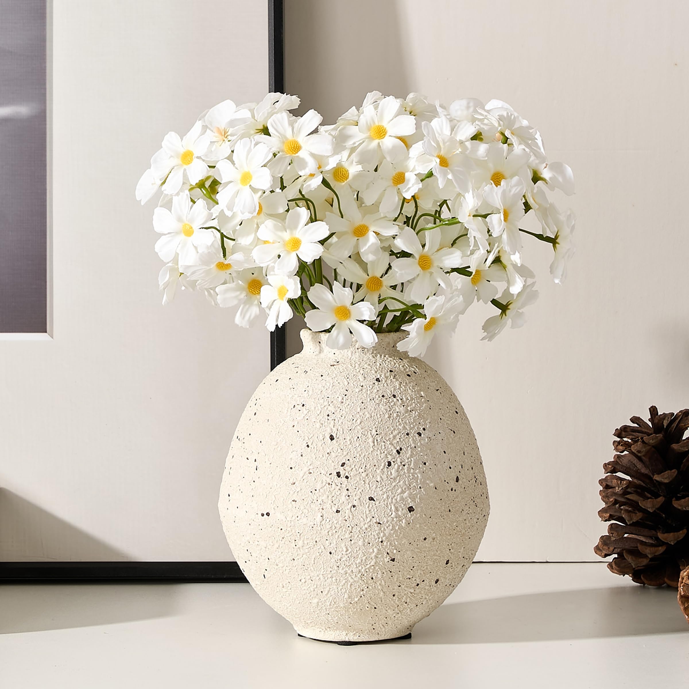 PORCER Rustikale Keramik-Blumenvase, 15,7 cm, niedlicher Boho-Stil für Heimdekoration, Bauernhaus-Terrakotta-Vase für Wohnzimmer, Tisch, Regal, Kamindekoration, Bauernhaus-Sesam-Punkt, Weiß