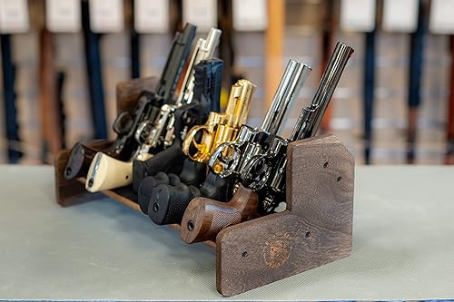 Miniatura 4 de THE HAWK HAUS Estante para pistolaspistolas para 6  Organizador de almacenamiento rústico de madera pura marrón oscuro para revólveres pistolas y