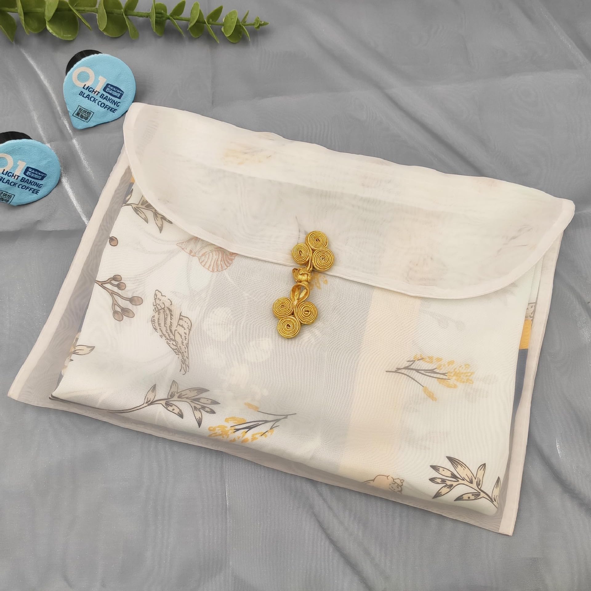 TOTUUYO 3 Pieces Scarf Storage Bag Beige Encrypted Matte Button Yarn Envelope Silk for Scarf Gifts Organza Clothing Wardrobe Organizer Packaging Bags 13 x 11.8 Inches