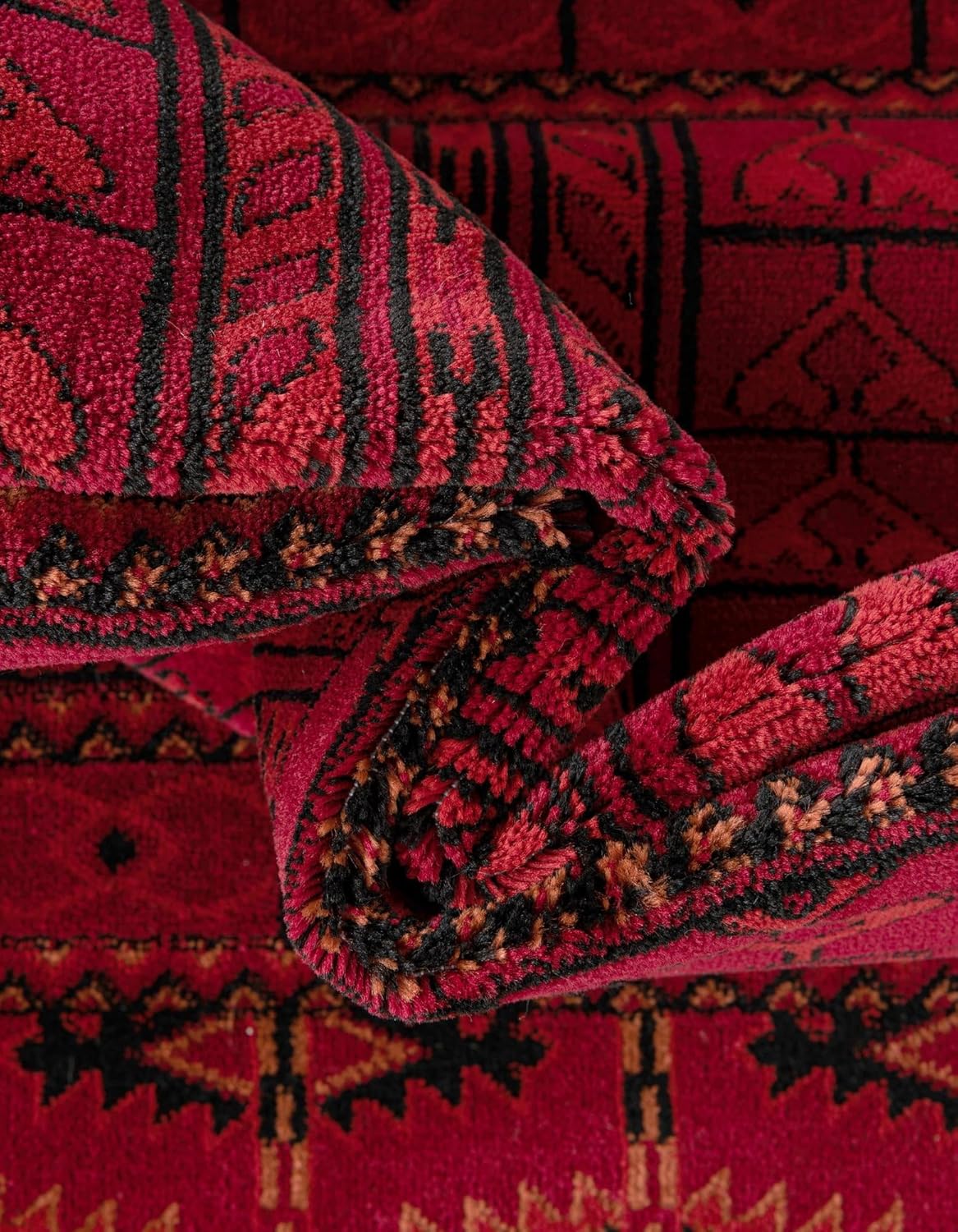 Unique Loom Tekke Collection Area Rug - Shakhrud (5' 3" Square Red/Black)