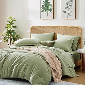 MUXHOMO 7 Pieces King Comforter Set, Soft Bed in a Bag King Size, All Season Bedding Set with Comforter, Flat Sheet, Fitted Sheet, Pillowcases & Shams, Burnt Orange