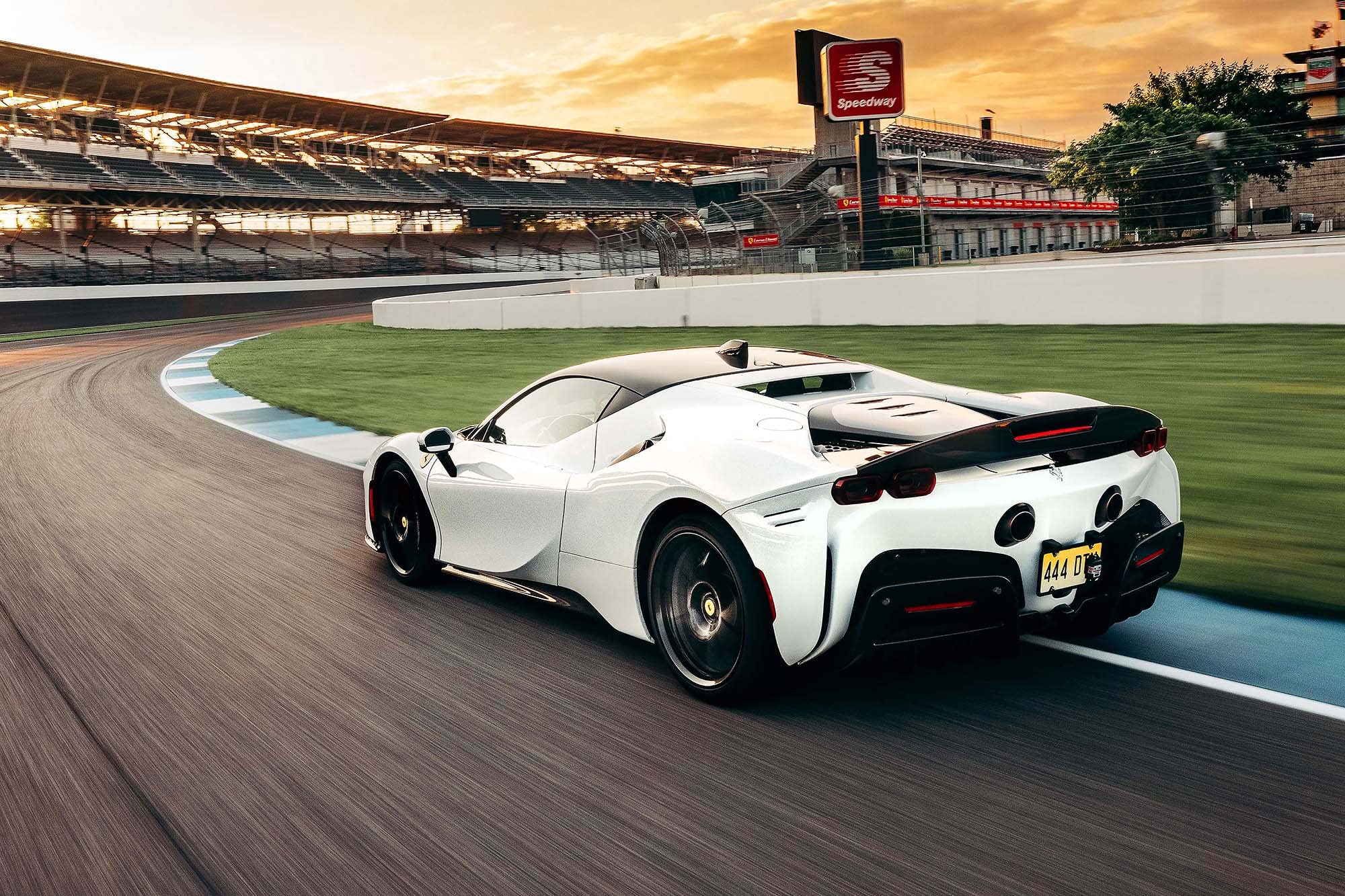 White Sf90 Rear Ferrari Sf90 White Wallpaper