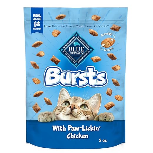 Blue Buffalo Bursts Crunchy & Creamy Cat Treats, Great for Training, Paw-Lickin' Chicken, 5-oz Bag