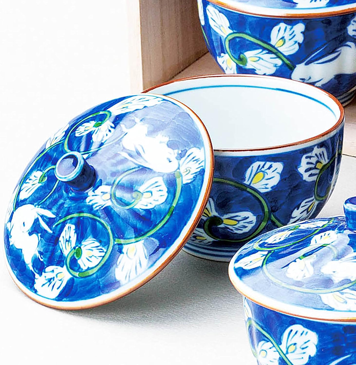 浜陶 Kousho Kiln Color Rabbit Arabesque Drawing Assortment Ht