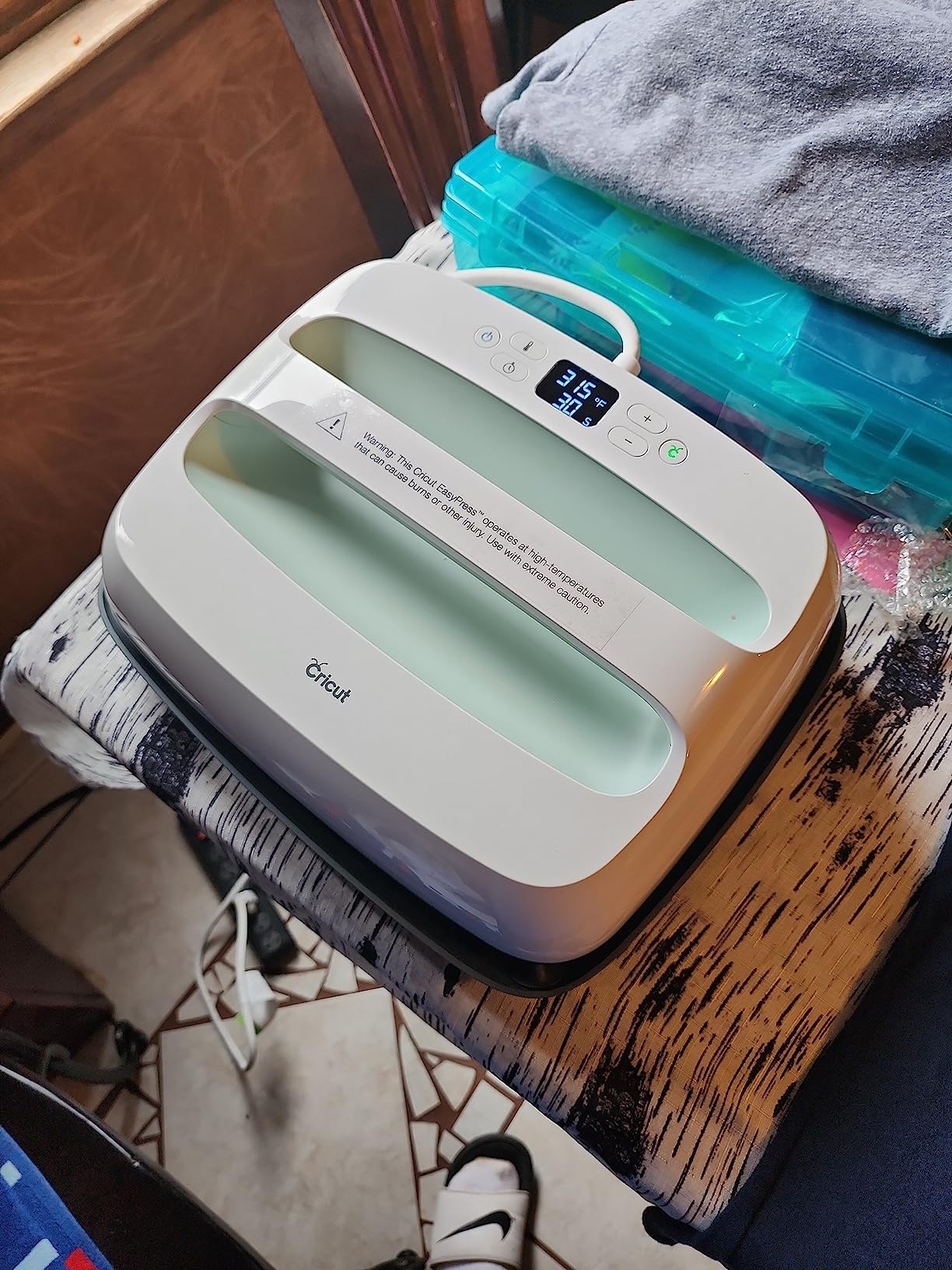 36/mo Finance Cricut EasyPress 2 Heat Press (12x10) Mint Infusible