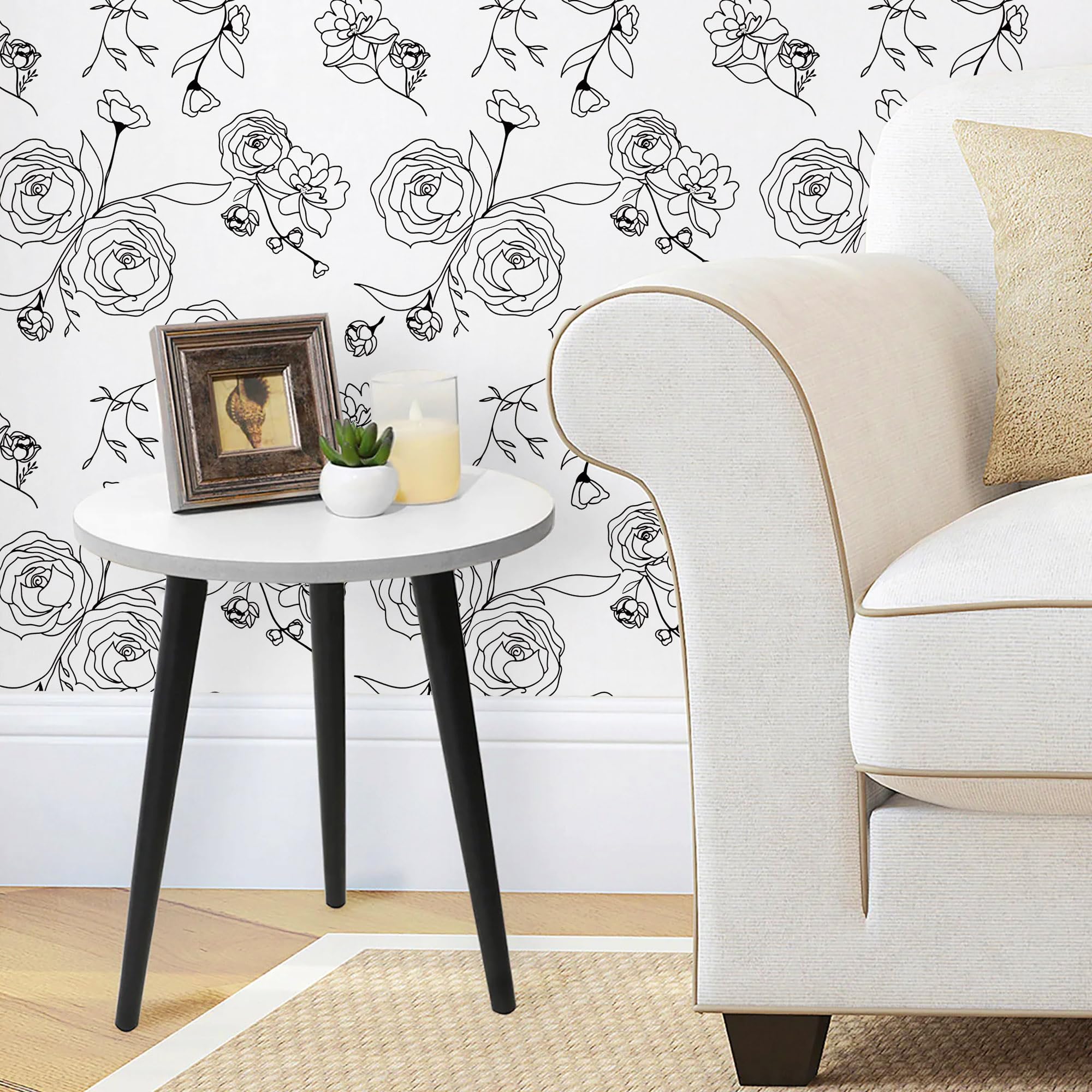 Papier peint floral amovible pour masquer un mur abîmé ou décorer sans abîmer la peinture