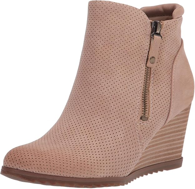 susina wedge bootie