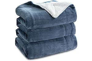 Bedsure Light Blue Sherpa Queen Size Blanket - Ultimate Winter Comfort