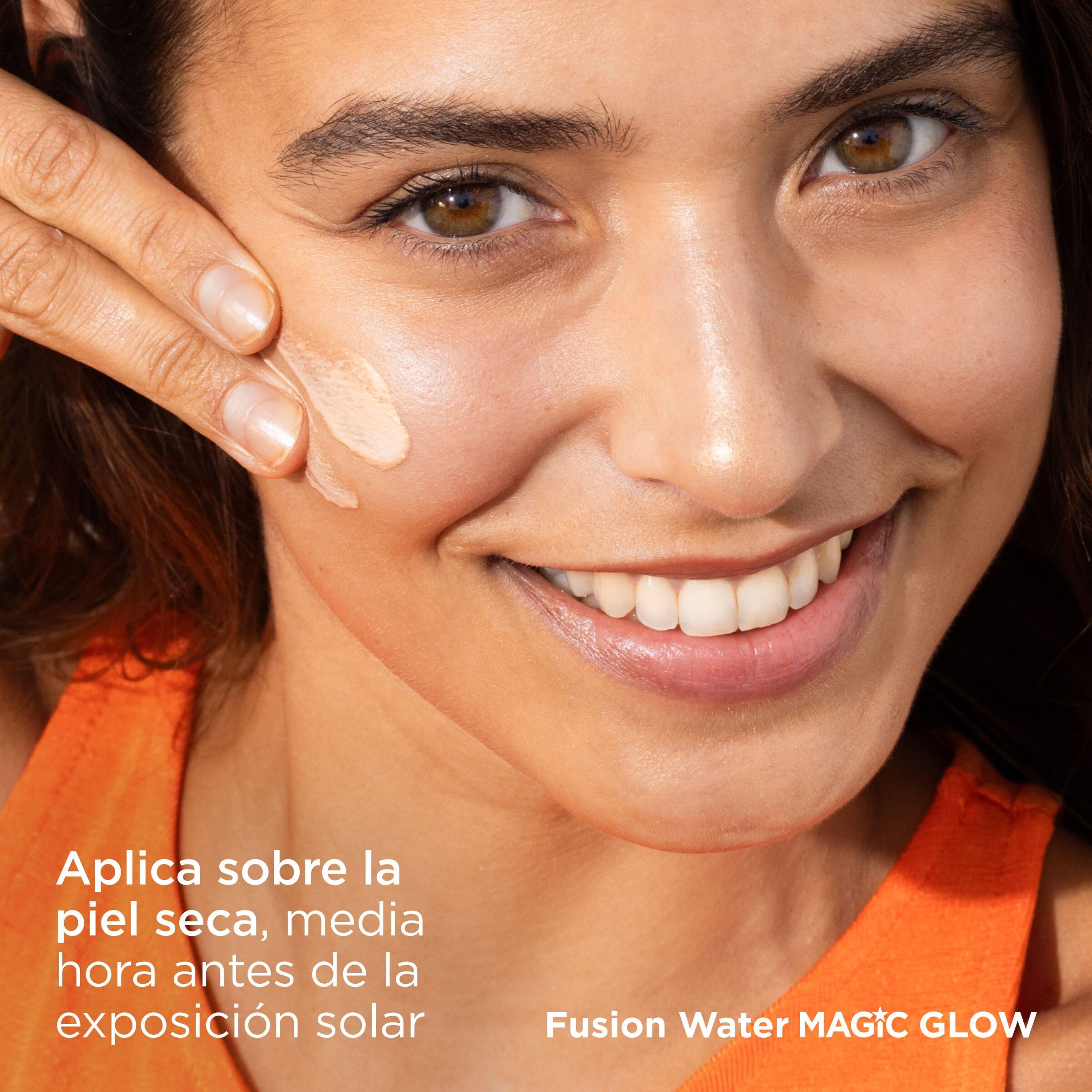 ISDIN Fusion Water MAGIC Glow SPF 50 50ML- Protector solar facial con efecto Glow