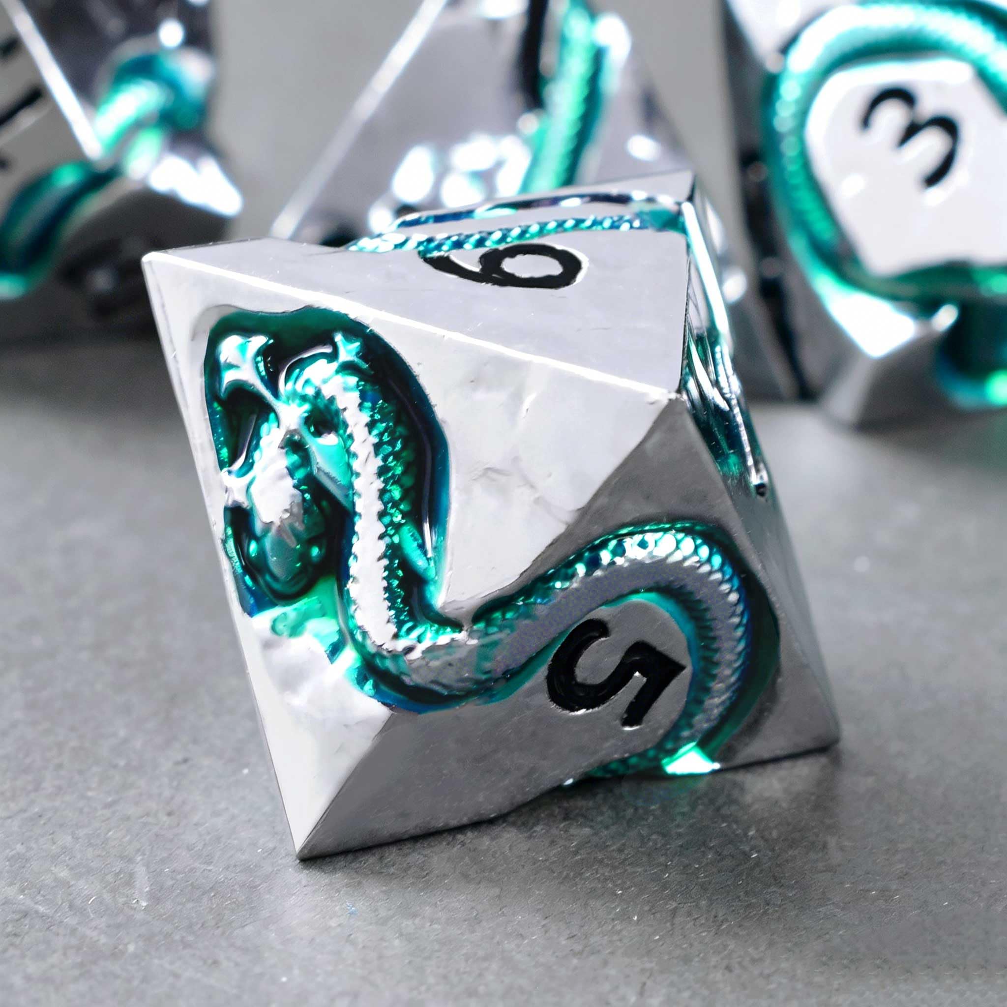 DND-Würfel-Set aus Metall für Dungeons and Dragons, Schlangen-Gravur, polyedrische RPG-Würfel, schwere D&D-Würfel mit Geschenketui für Pathfinder, MTG-Rollenspiele