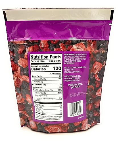Miniatura 2 de Trader Joe's Mezcla orgánica de bayas liofilizadas  Mezcla orgánica de arándanos, fresas y frambuesas (paquete de 1)