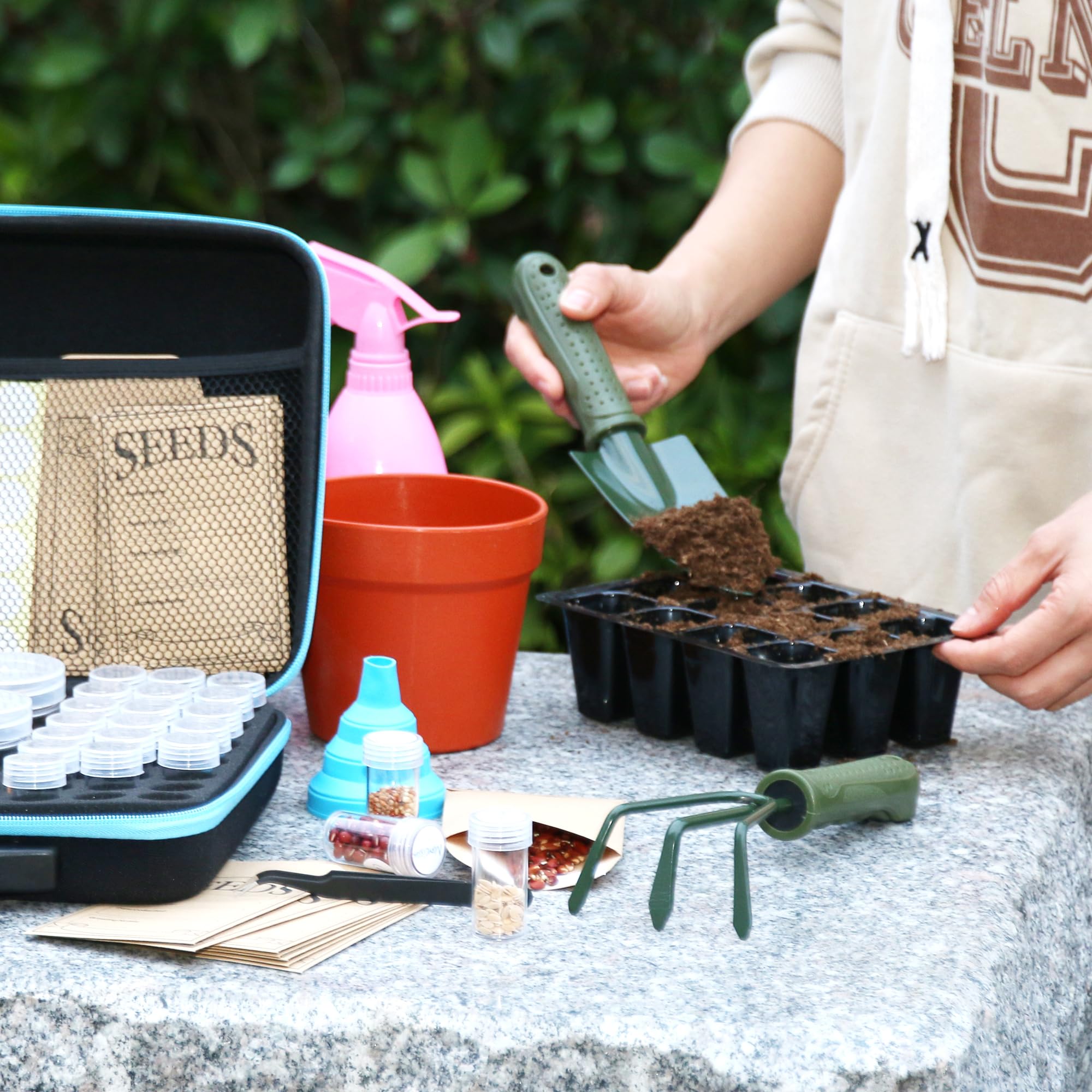Amazon.com: hasumcol 70 Slots Seed Storage Organizer, Garden Seeds