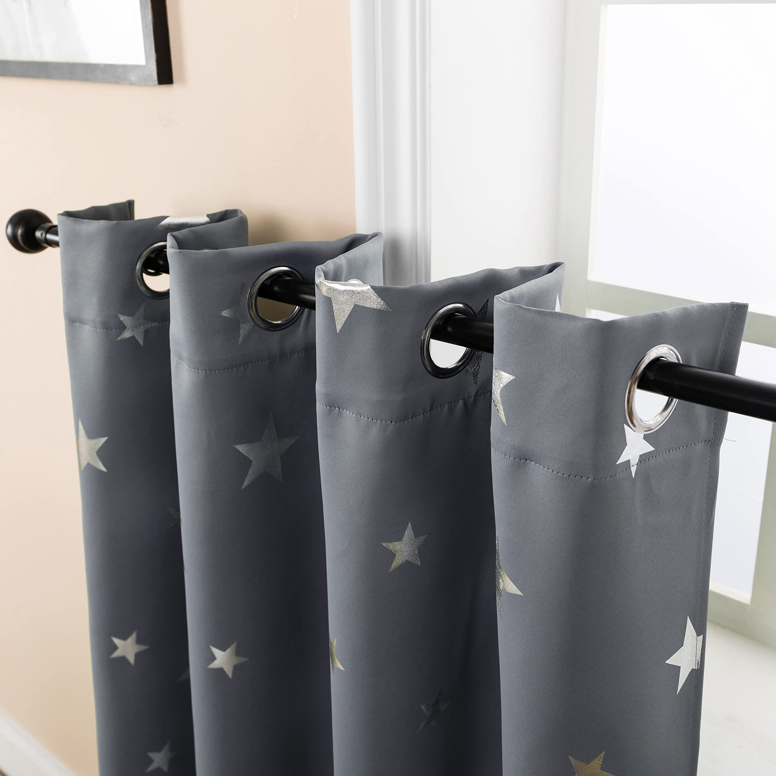 GIRASOLE HOME® Paire de rideaux occultants doux fantaisie étoiles argentées Rideau doux pour intérieur avec œillets 2 panneaux (gris, 140 x 145 cm)