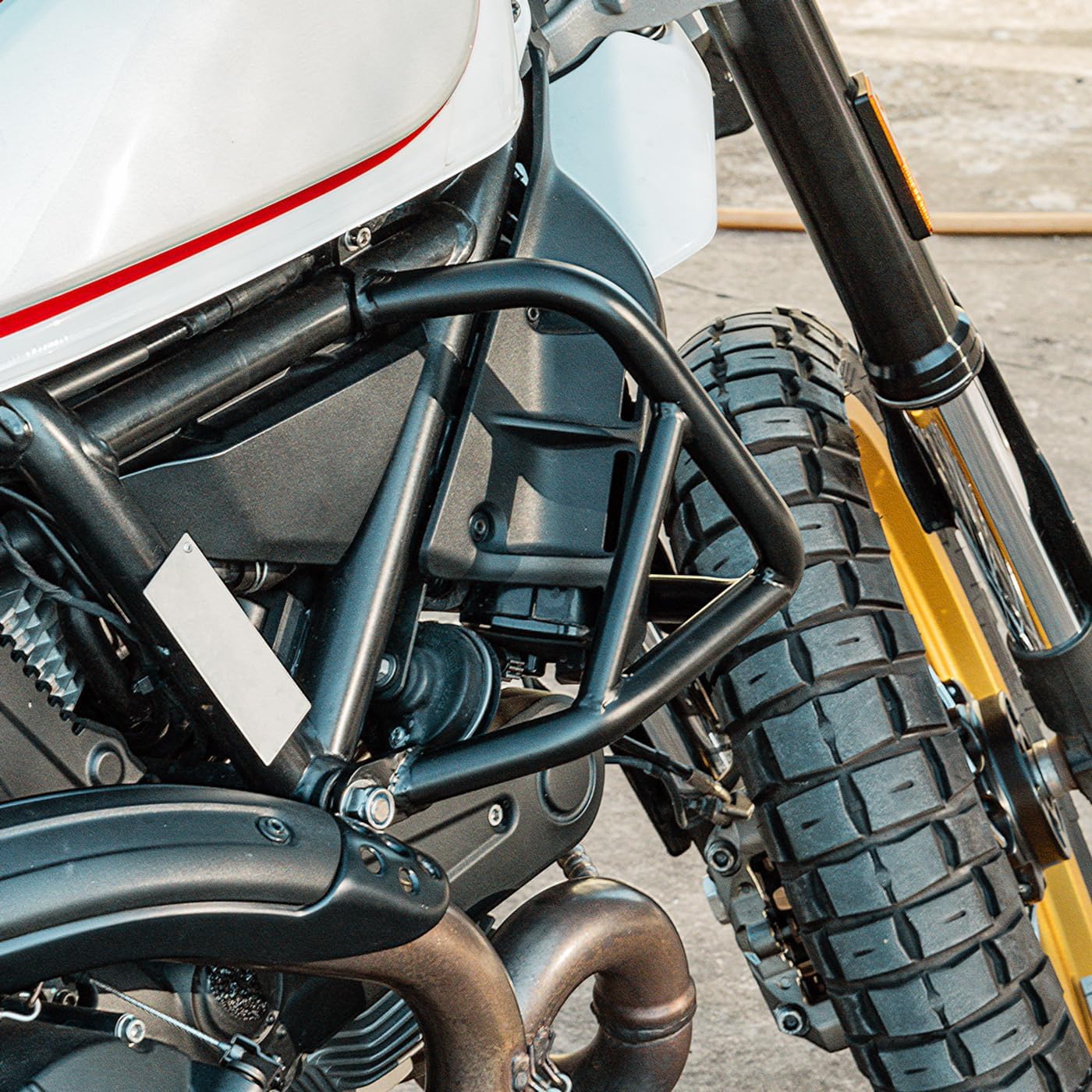 Stunt Cage Crash Bar Highway Bumper Engine Guard Protector - Compatible with Ducati Scrambler Classic, Sixty2, Full Throttle, Icon