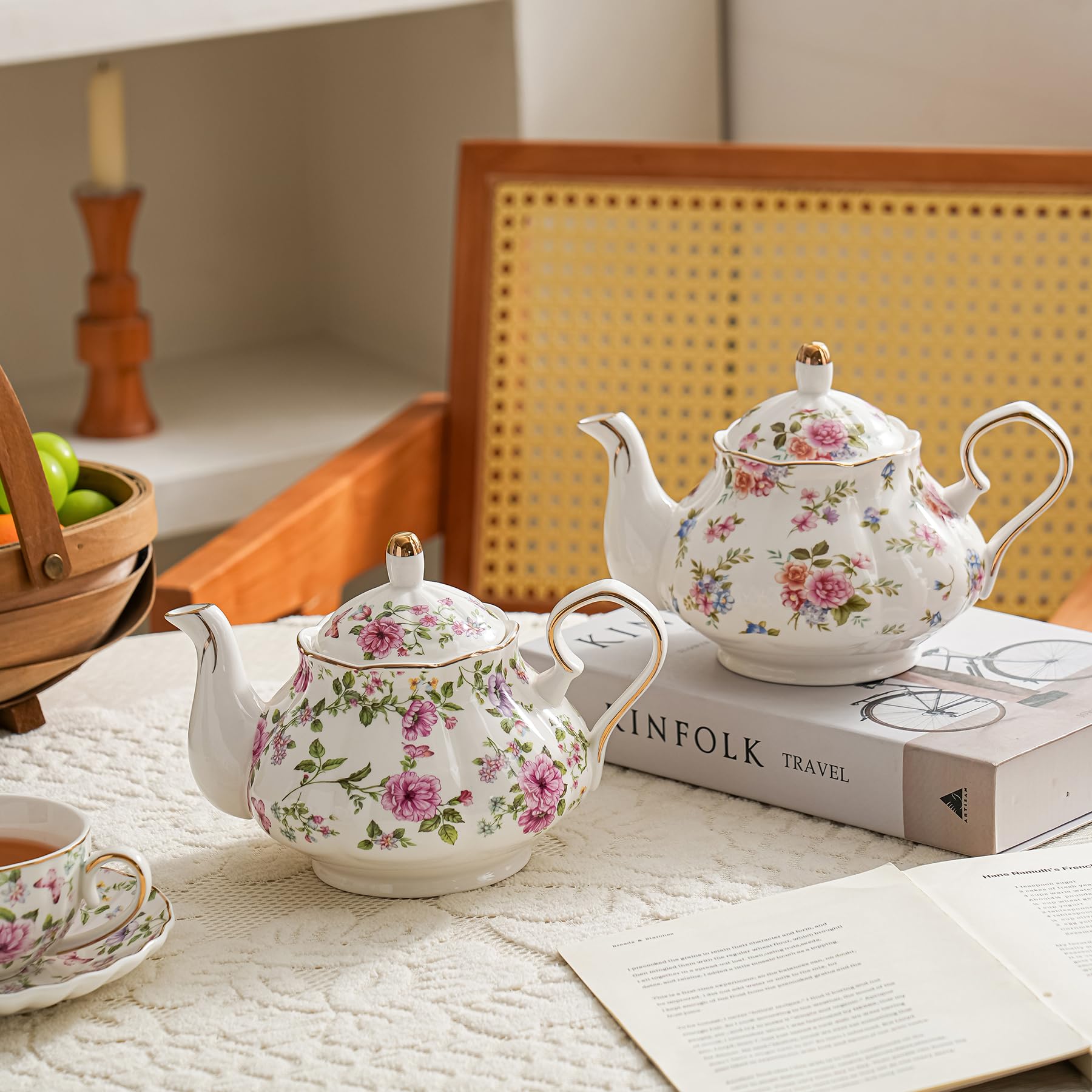 Agyiuns Tetera con flores blancas y grandes, 625 g, porcelana, cerámica, verdadera, 14 x 19 x 14 cm, tetera de hojas sueltas, infusiones de té, juego de fiesta de té