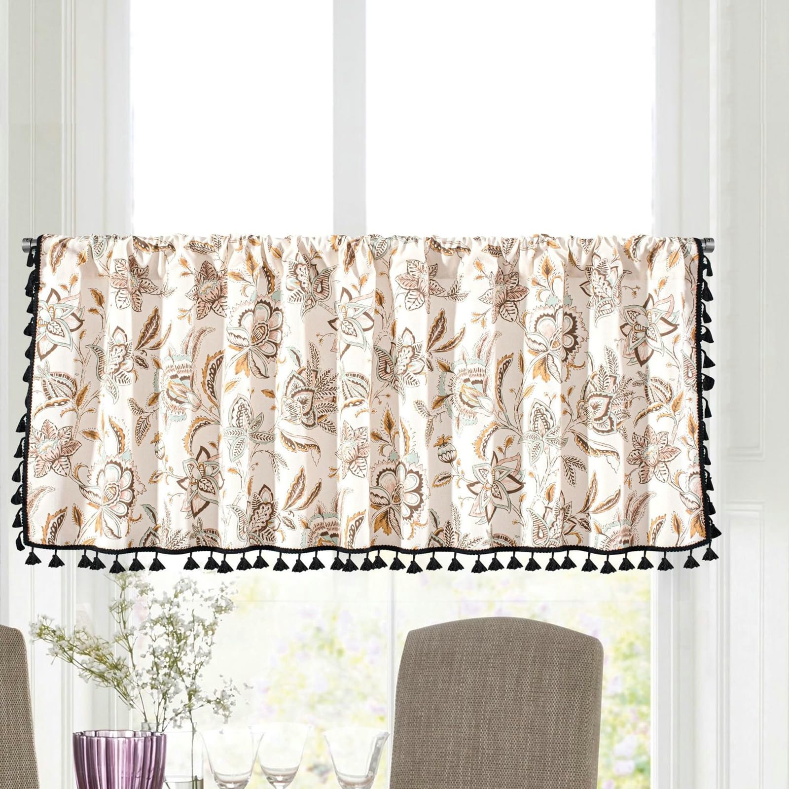 Cortina de bistró para el cuarto de los niños, ideal para crear un ambiente bohemio y acogedor