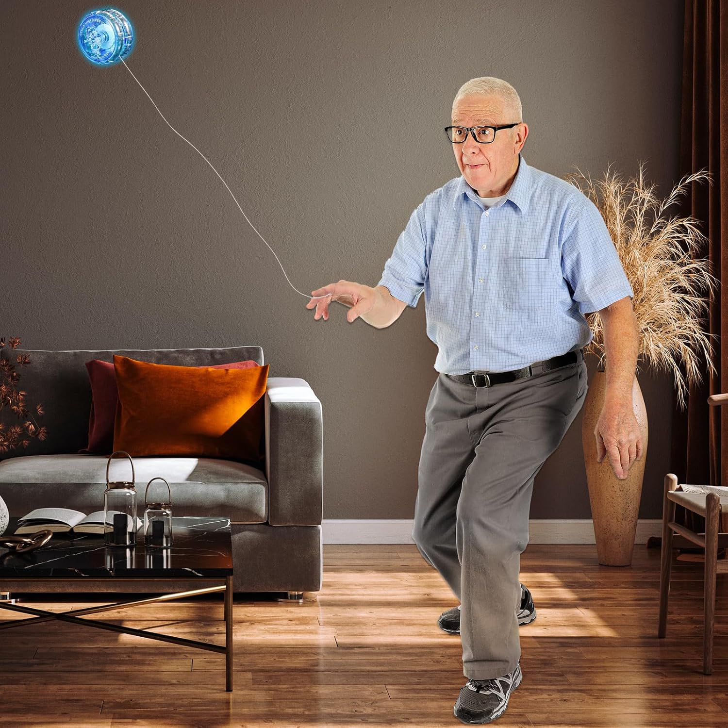 48 LED Light Up Responsive Ball Beginner Level LED YoYo Ball Plastic Auto Return Bearing Toys for Birthday Party Favors,Classroom Rewards and Easter Basket Stuffers ,Random Colors