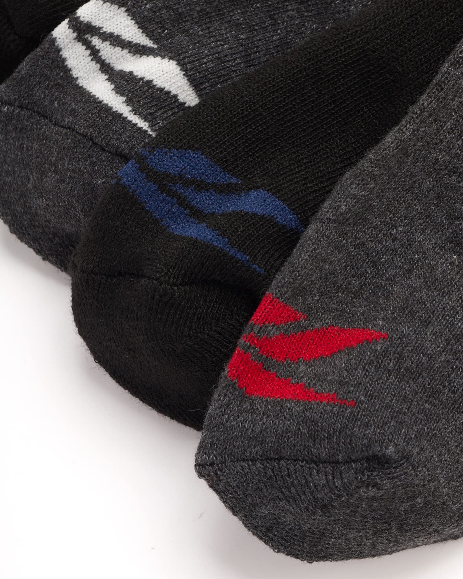 Reebok Boy's Cushioned Comfort Quarter Basic Socks With Reinforced Heel And Toe (12 Pack) | Tessuto traspirante e traspirante con cucitura rinforzata sulle dita, costruito per un uso attivo tutto il giorno
