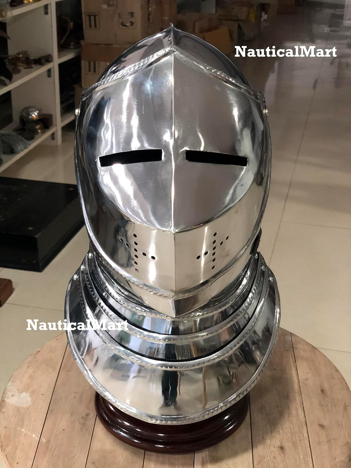 Medieval Closed Knight Armour Helmet European Full Face Cover Combat Bascinets Great Helms with Leather Liner Historical Reenactments Halloween Costume
