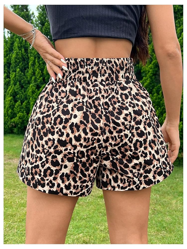 WDIRARA Women's Cheetah Print Shorts High Waisted Straight