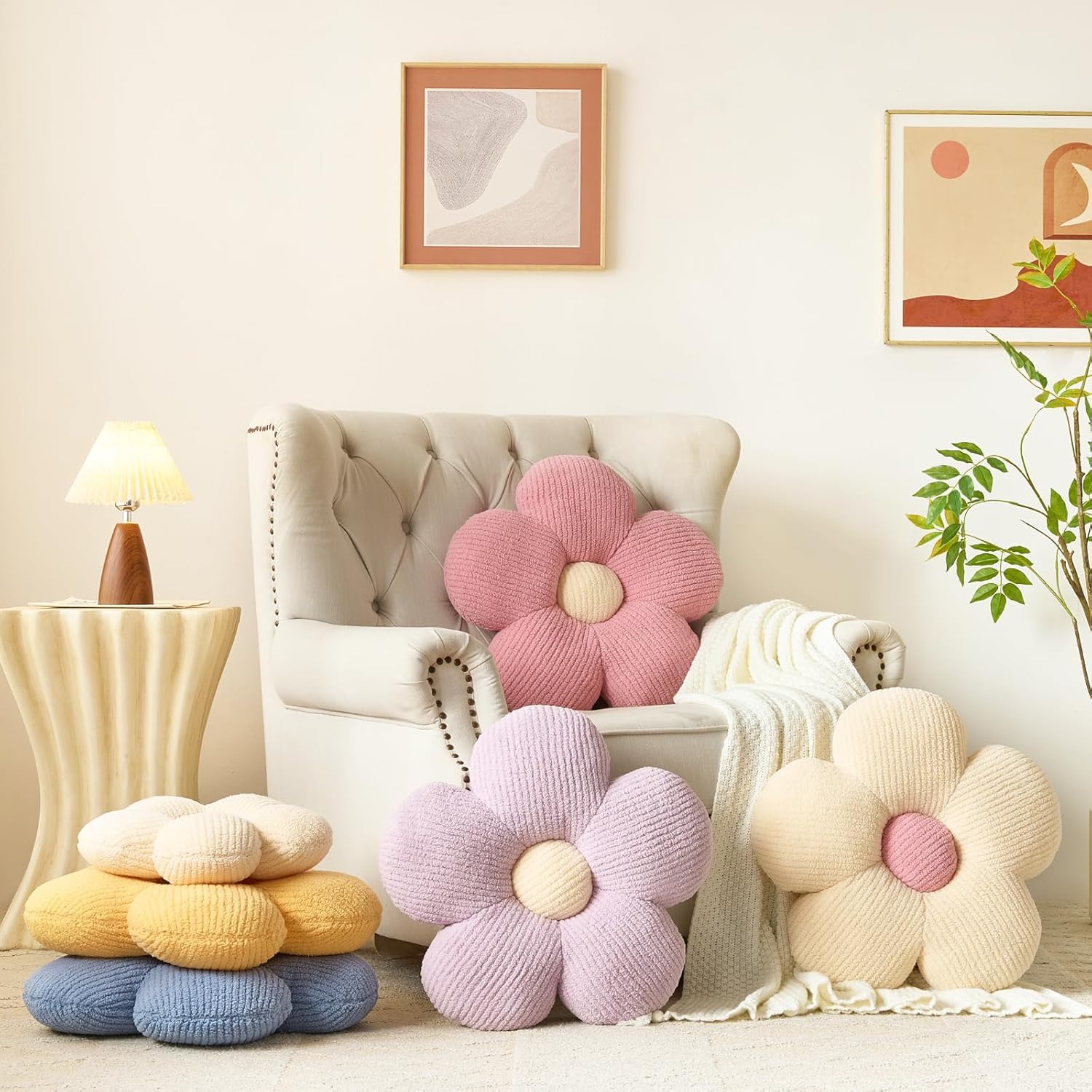 Flower Pillow, Decorative Throw Pillow for Couch, Cute Decor Pillows for Bed, Aesthetic Flower Shaped Pillow Fun Cushion (Ivory White, 19.6 Inches)