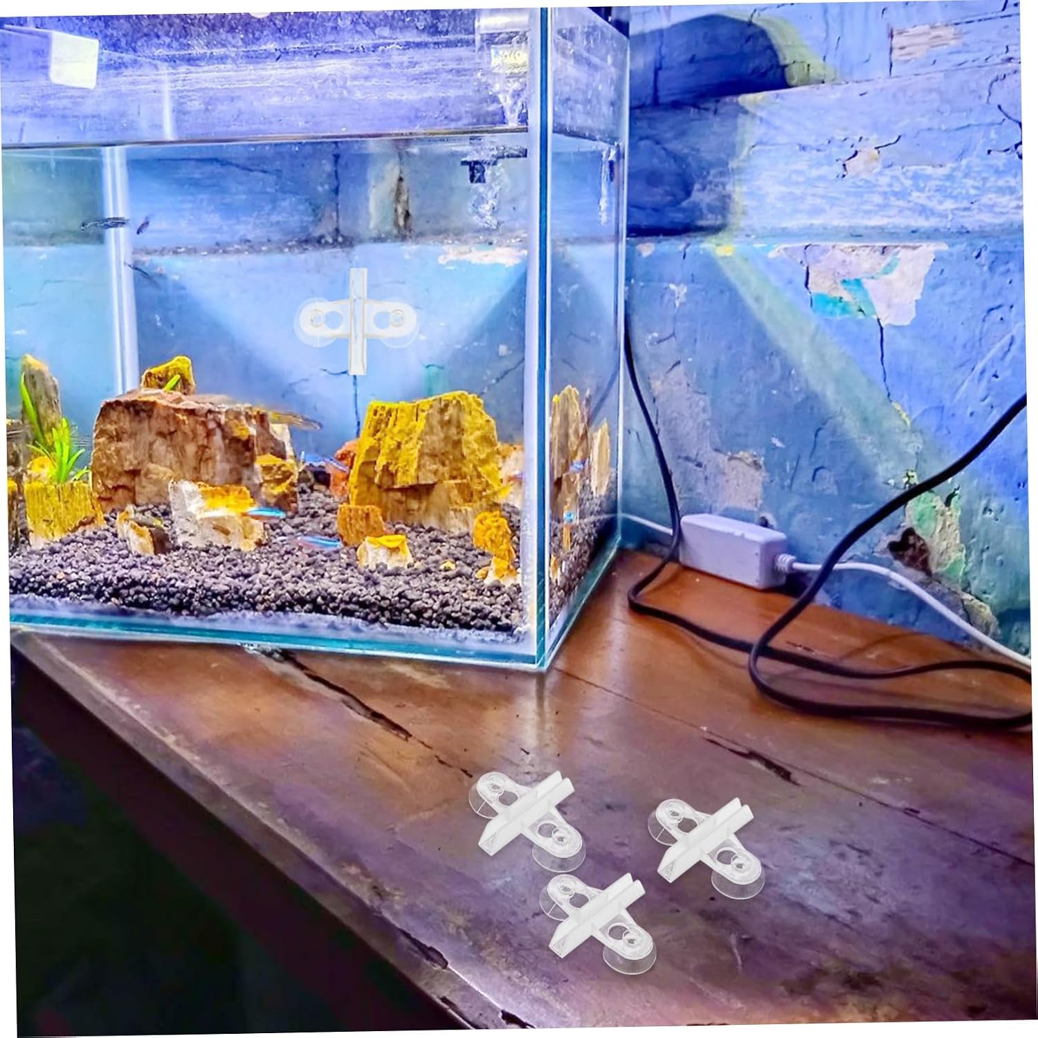 12pcs Fish Tank Divider Clips with Cups Practical Aquarium Clips for Easy Separation of Fish Simple Installation Non-intrusive Design for Breeding