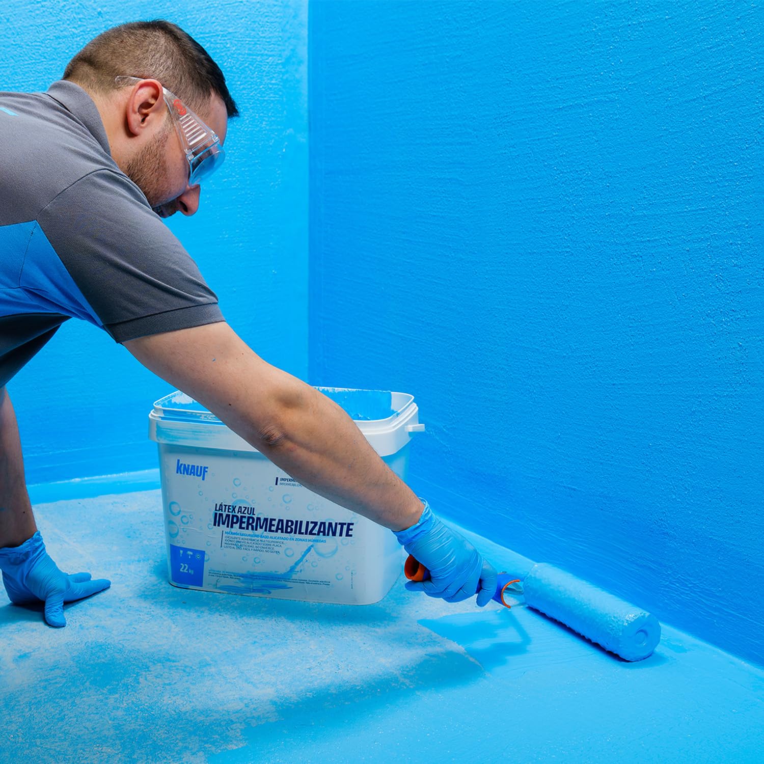 KNAUF - Impermeabilizante Latex Azul 5 kg - Listo para Usar - En Base Sintético y Aditivos Inertes - Utilizar Previo al Alicatado en Zonas Húmedas - Excelente Adherencia Multisuperficie