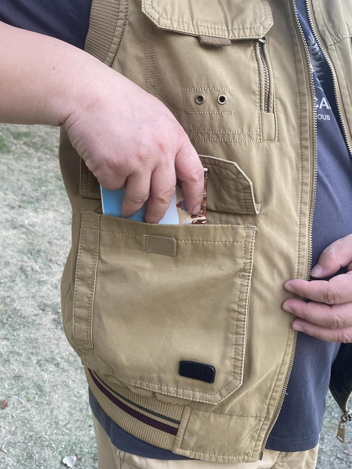 Men's 100% Cotton Washed Reversible Vest 9 Concealed Pockets Travel Casual Gilet Safari Outwear - Image 6