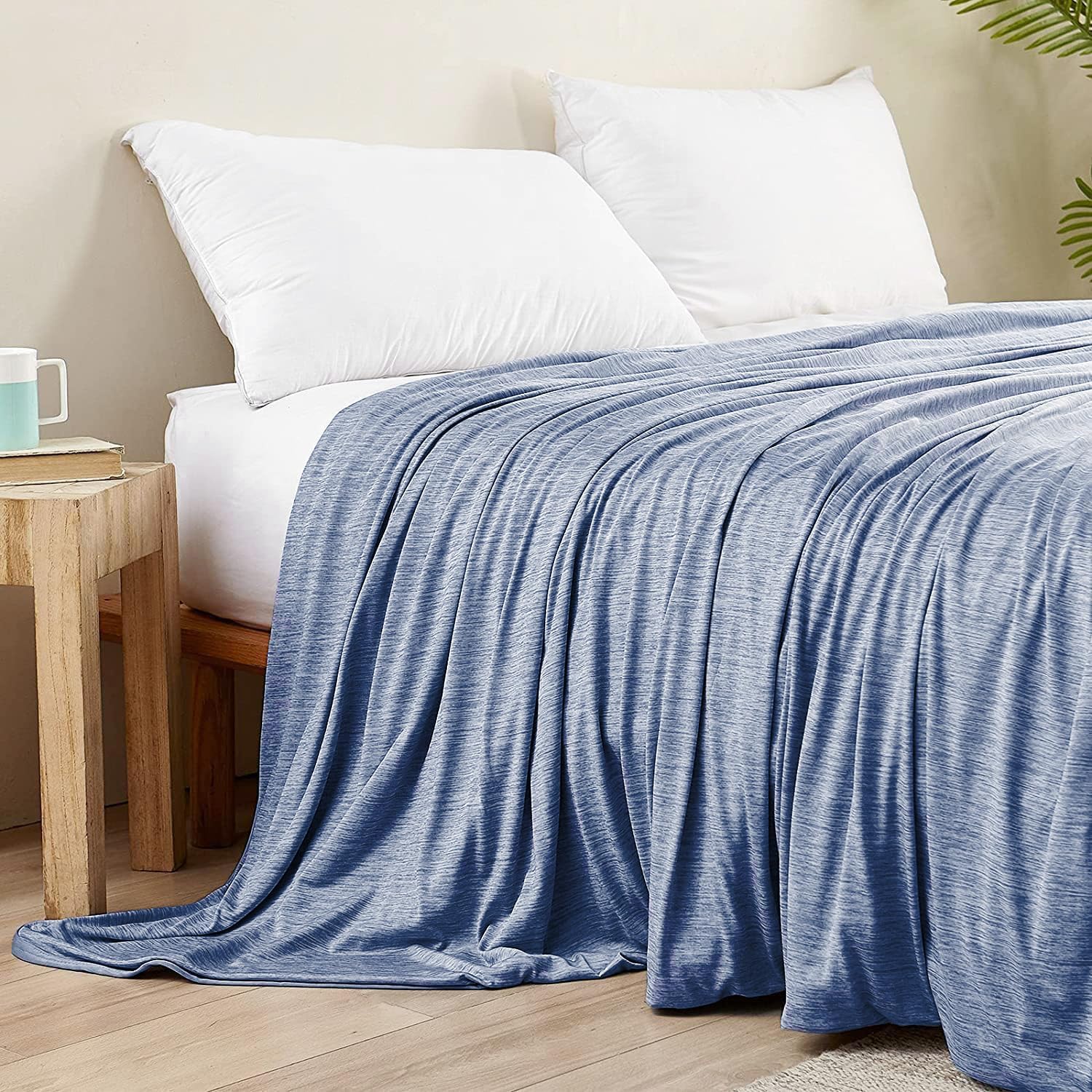 LUXEAR Cooling Blanket Twin, Arc-Chill Q-Max >0.5 for Hot Sleepers, Absorbs Heat to Keep Body Cool for Night Sweats, Lightweight Summer Cool Blankets for Sleeping, Gifts for Women & Men,Blue - Image 7